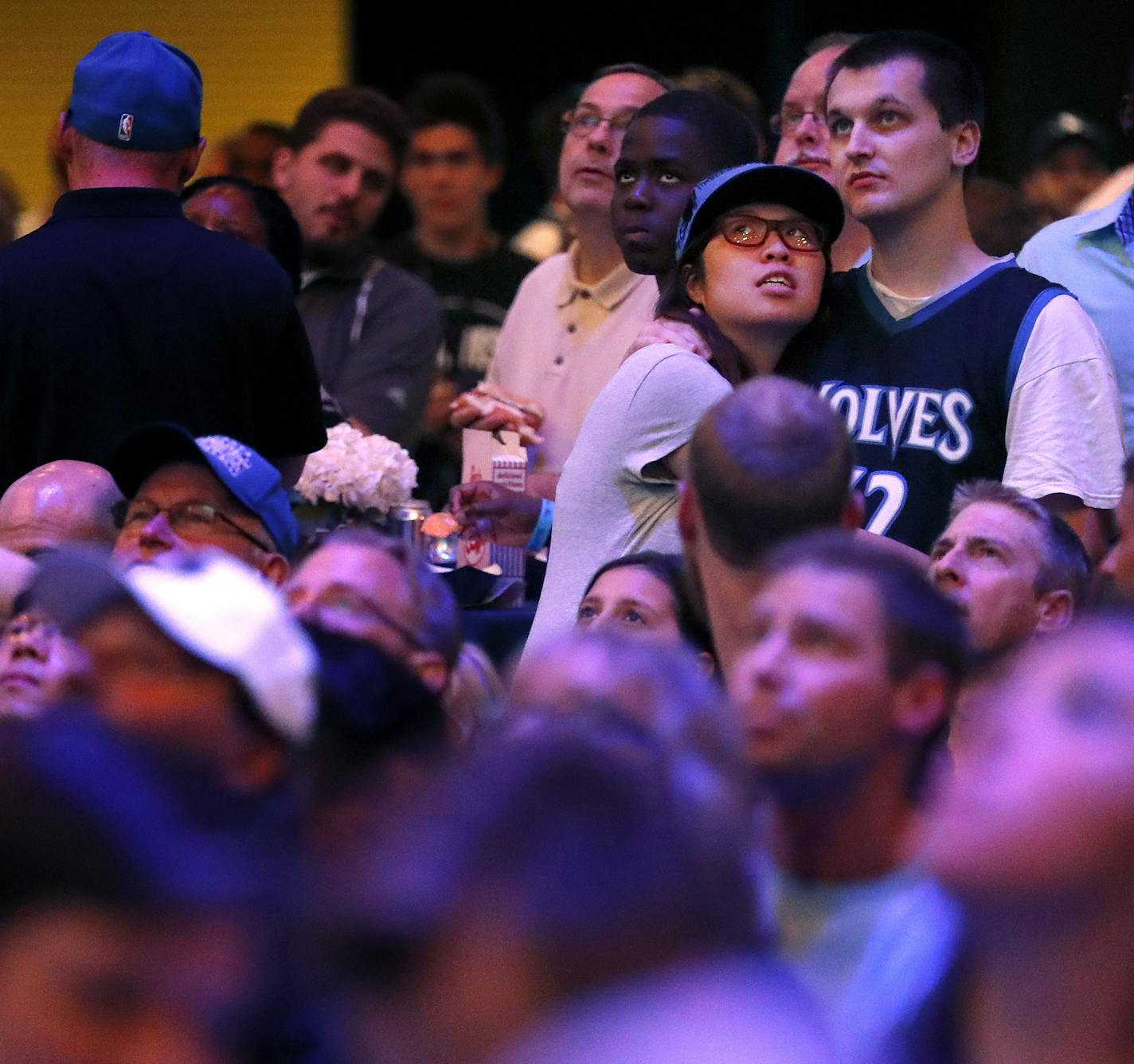 Fans waited for for the Timberwolves to make the fifth pick of the NBA draft at Target Center. ] CARLOS GONZALEZ cgonzalez@startribune.com - June 23, 2016, Minneapolis, MN, Target Center, NBA Draft Party, Minnesota Timberwolves