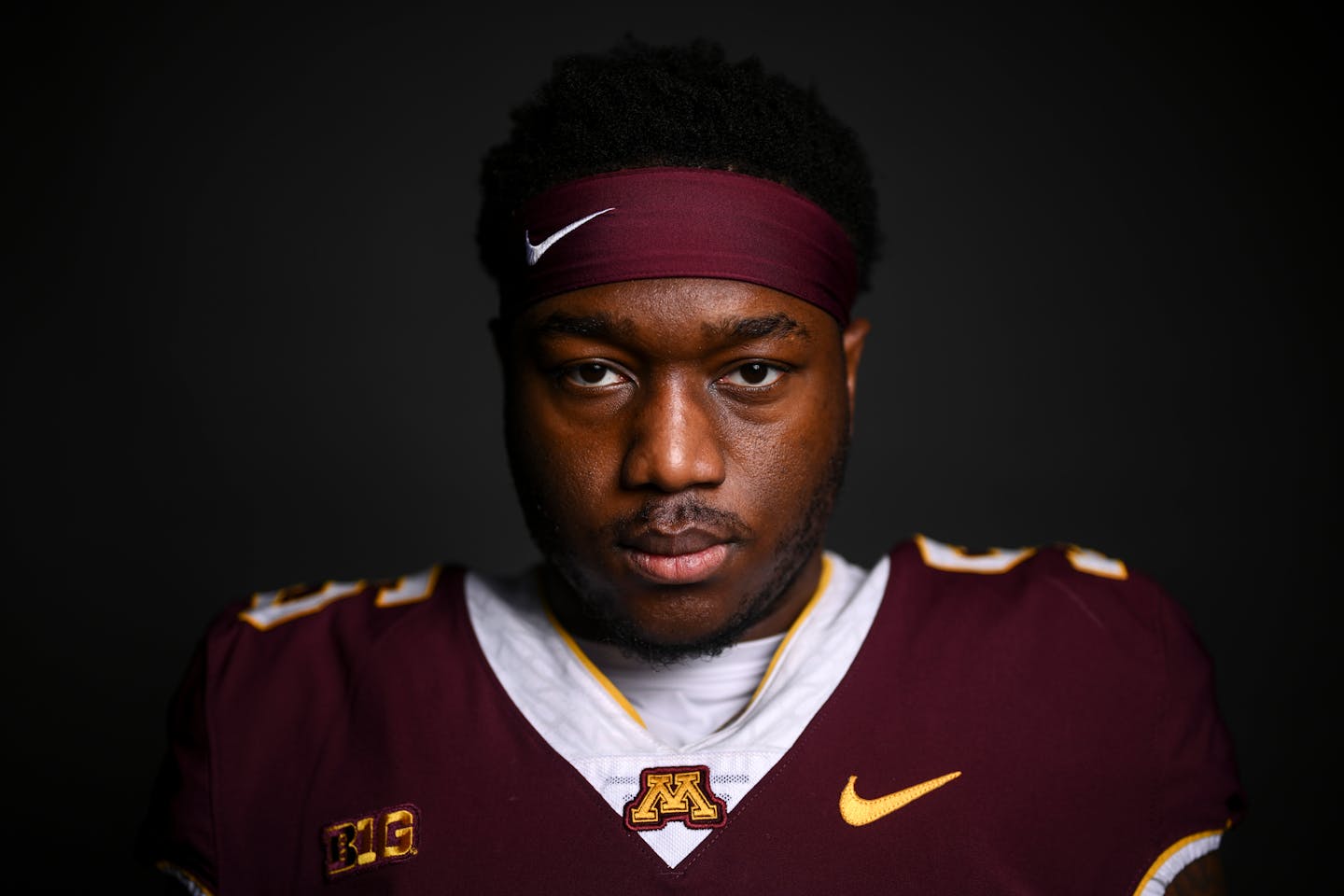 Minnesota golden deals gophers football players