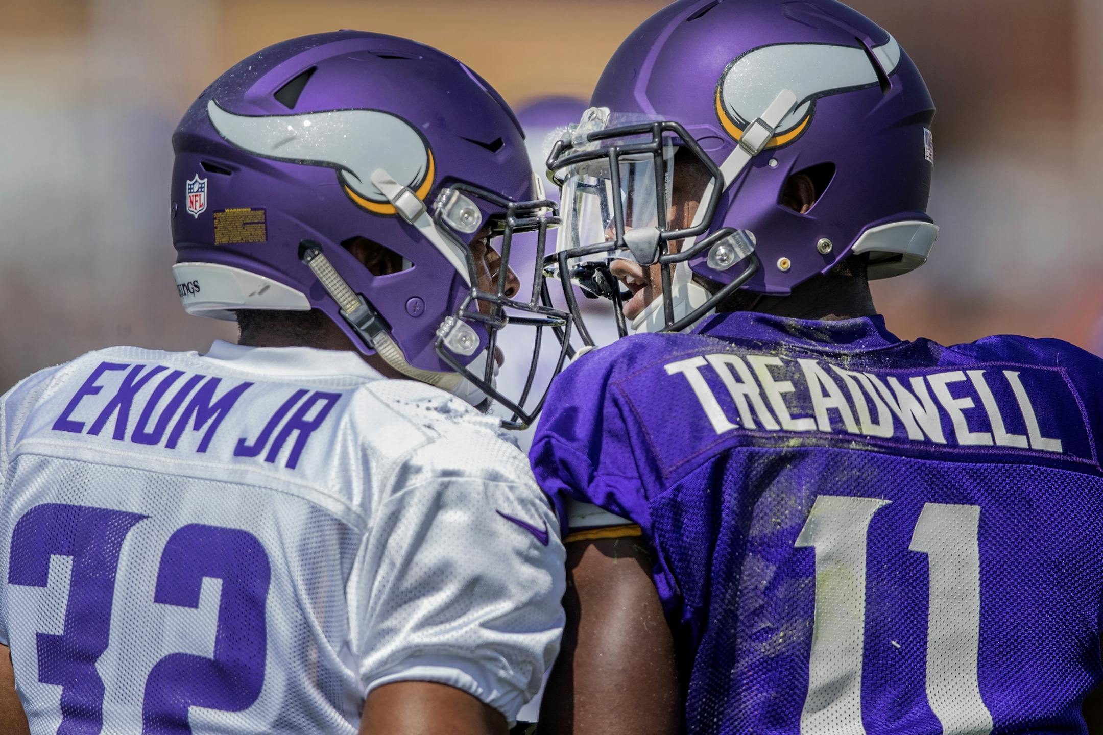 Minnesota Vikings Laquon Treadwell and Antone Exum Jr. exchanged words and got into a fight during the afternoon practice on Monday.