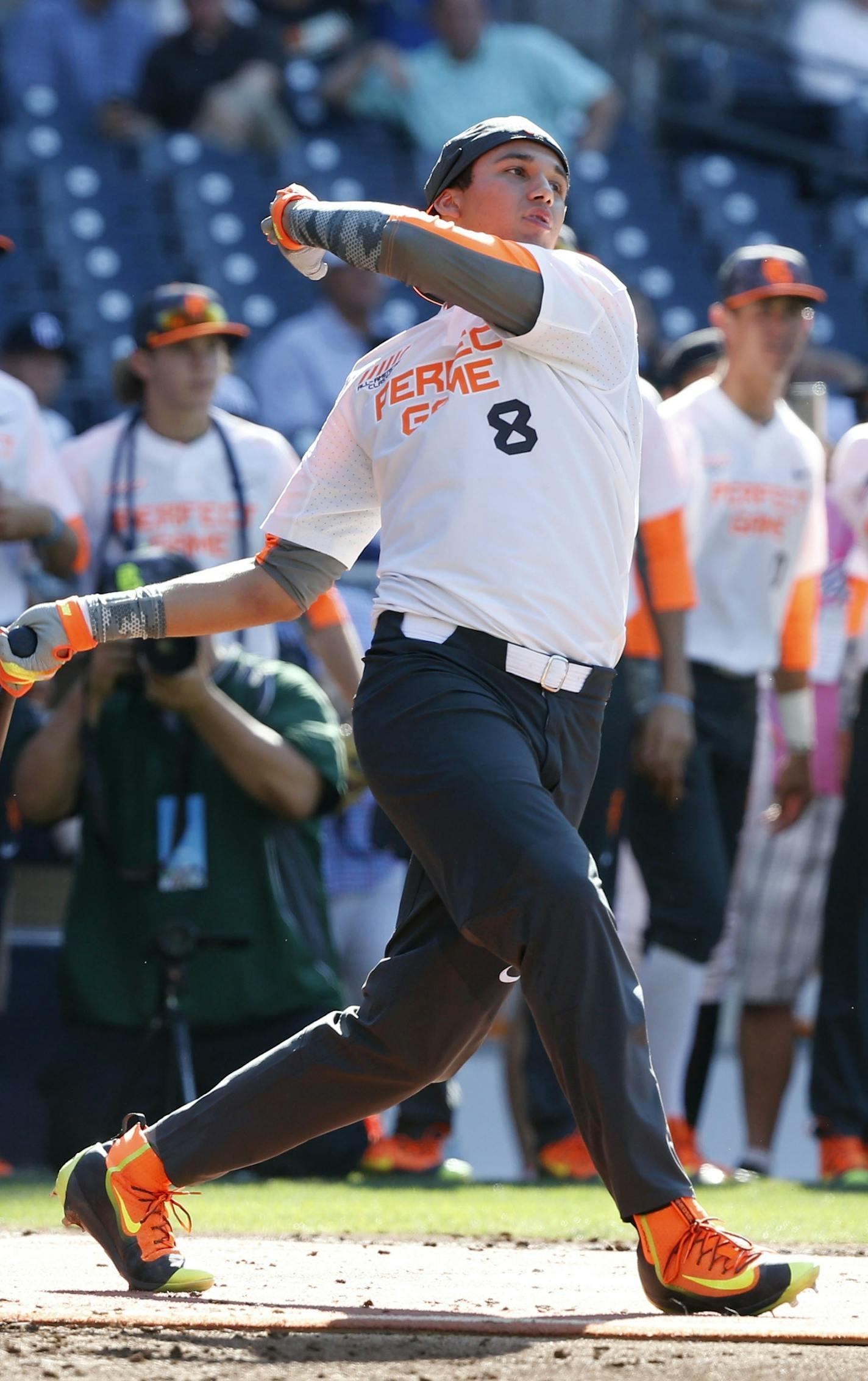 Alex Kirilloff. from New Kensington, Pa., during the home run derby at Perfect Game All-American Classic high school baseball game Sunday, Aug. 16, 2015, in San Diego. (AP Photo/Lenny Ignelzi) ORG XMIT: CALI10