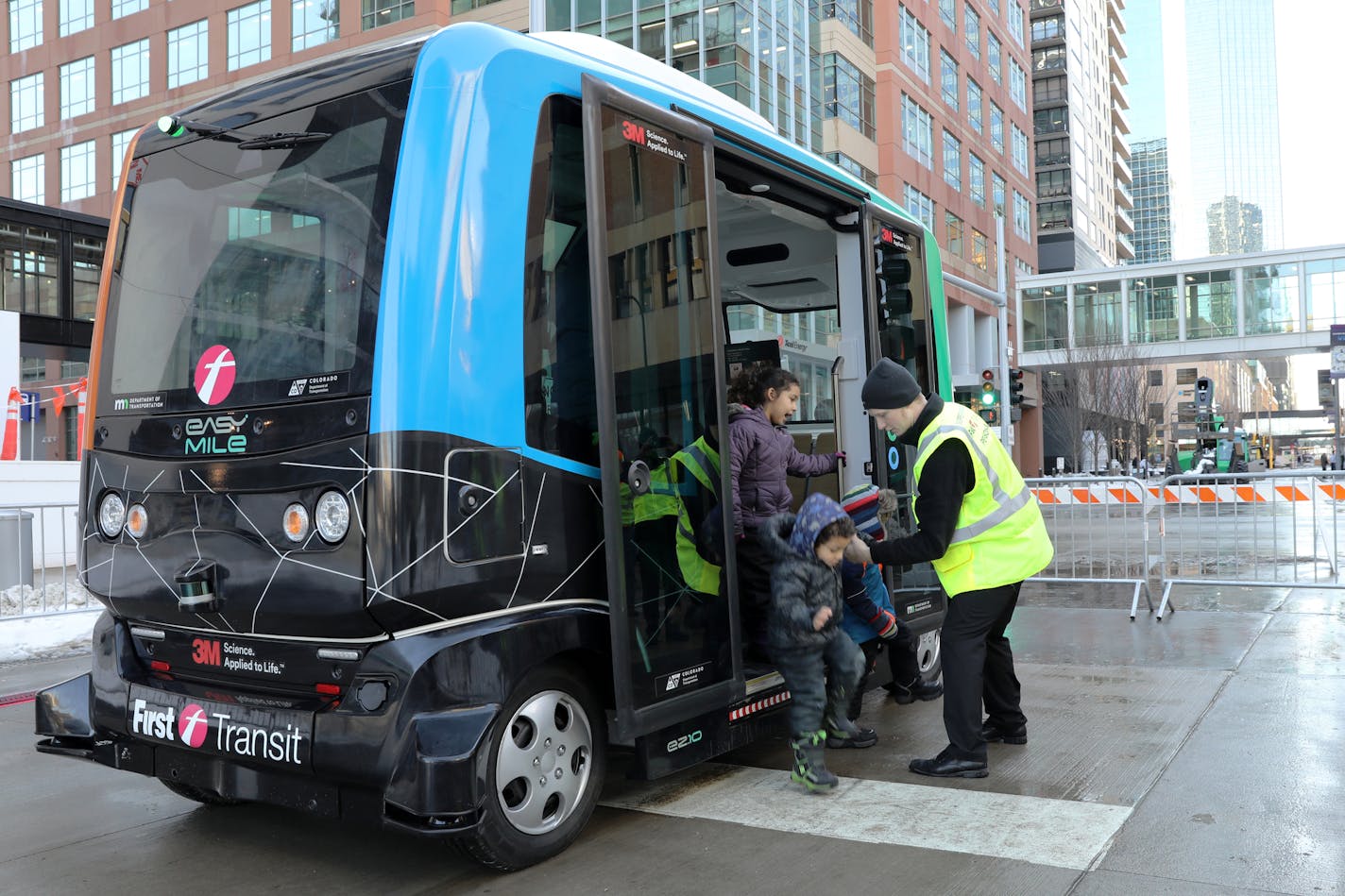 The Minnesota Department of Transportation offered free rides Friday in a driverless shuttle bus traveling a one-block section of the Nicolett Mall in Minneapolis.