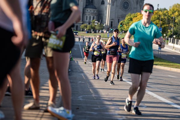 Twin Cities Marathon, 10 Mile runners must wait on refund details