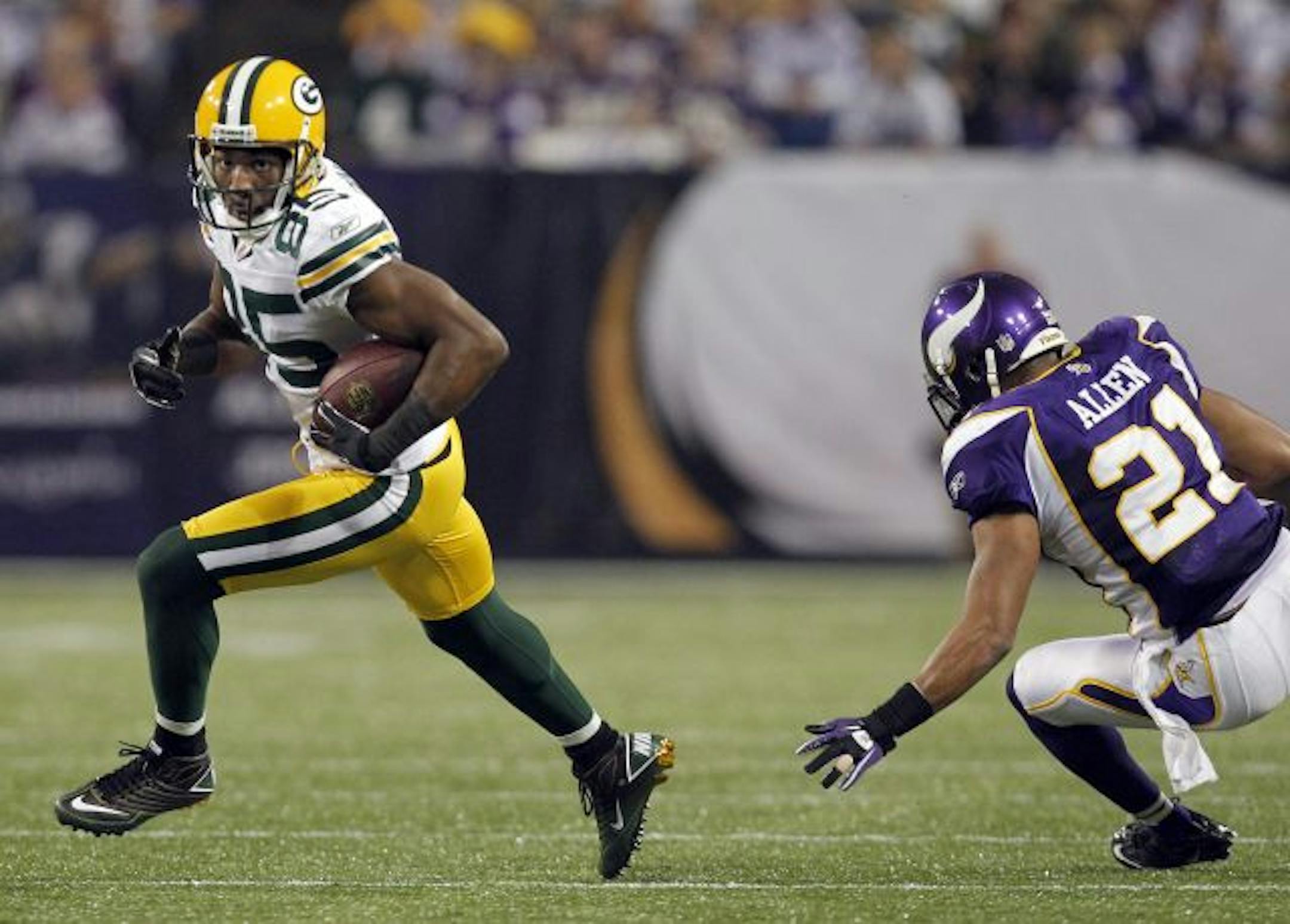 Packers star Greg Jennings broke away from Vikings cornerback Asher Allen on a 46-yard touchdown.