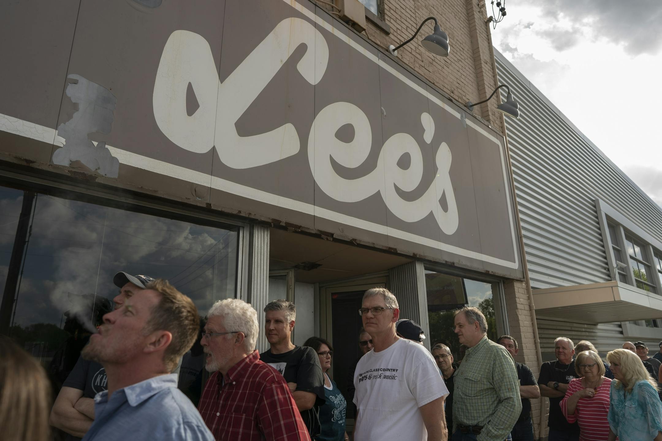 Fans of Lee's Liquor Lounge lined to hear Dale Watson perform on the last of the club Tuesday May 14, 2019 in Minneapolis, MN.
