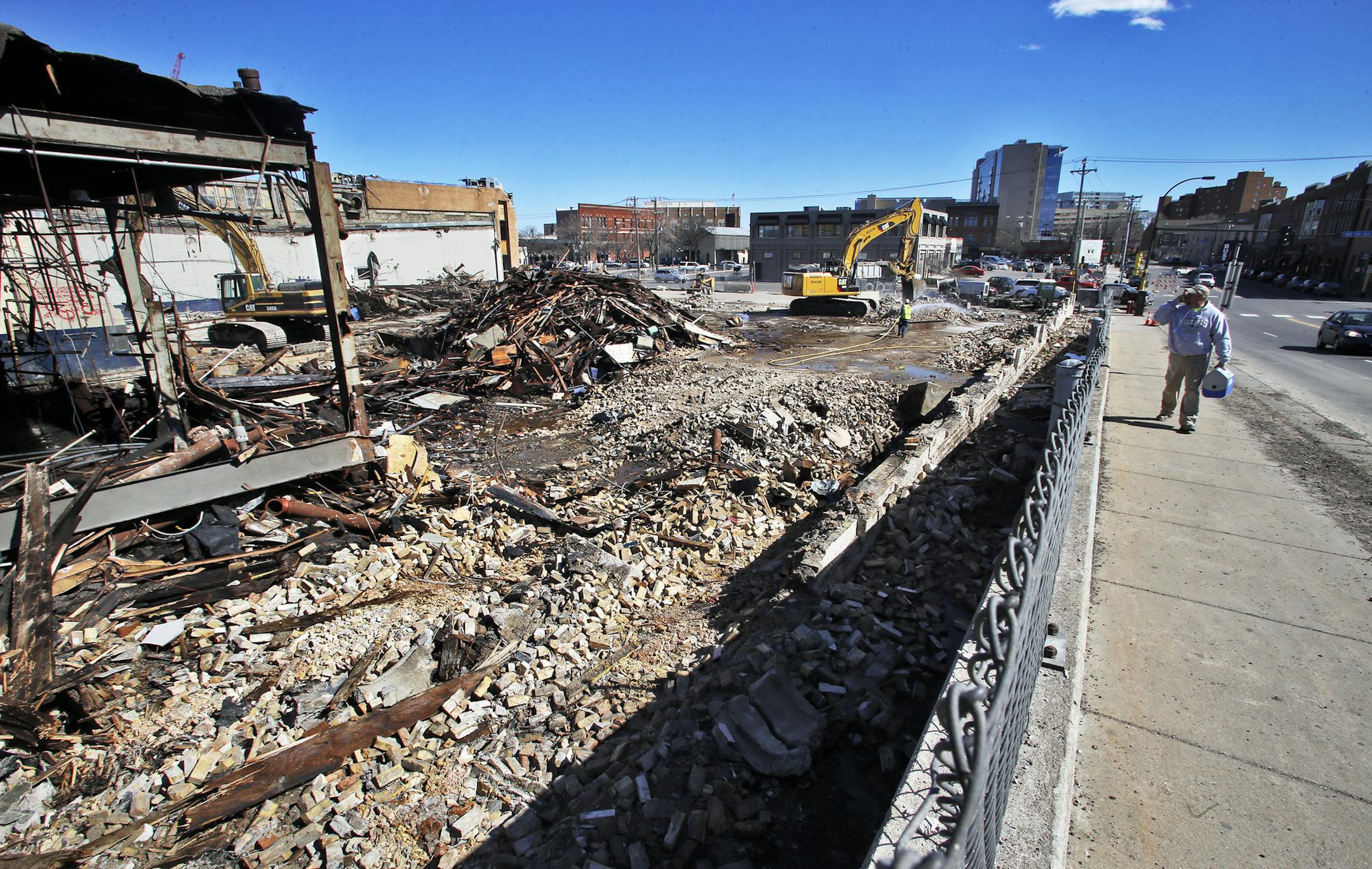 Demolition of Superior Plating building at 315 First Ave. N.E. in Minneapolis. ] (MARLIN LEVISON/STARTRIBUNE(mlevison@startribune.com)