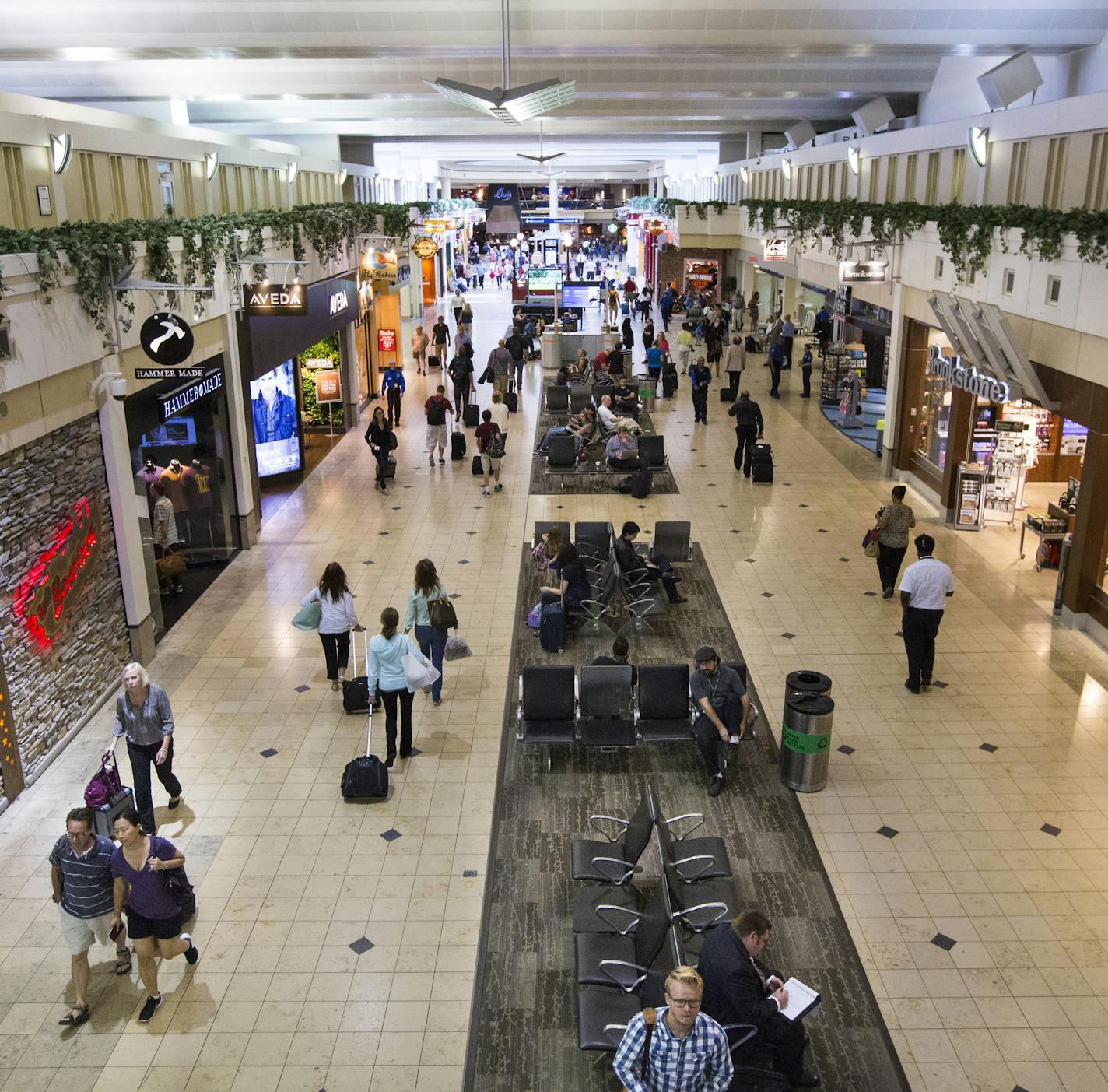 The MSP airport mall at the Minneapolis/ St. Paul International Airport in Bloomington, Minn. Photograph taken on Monday, August 3, 2015. ] RENEE JONES SCHNEIDER &#x2022; reneejones@startribune.com