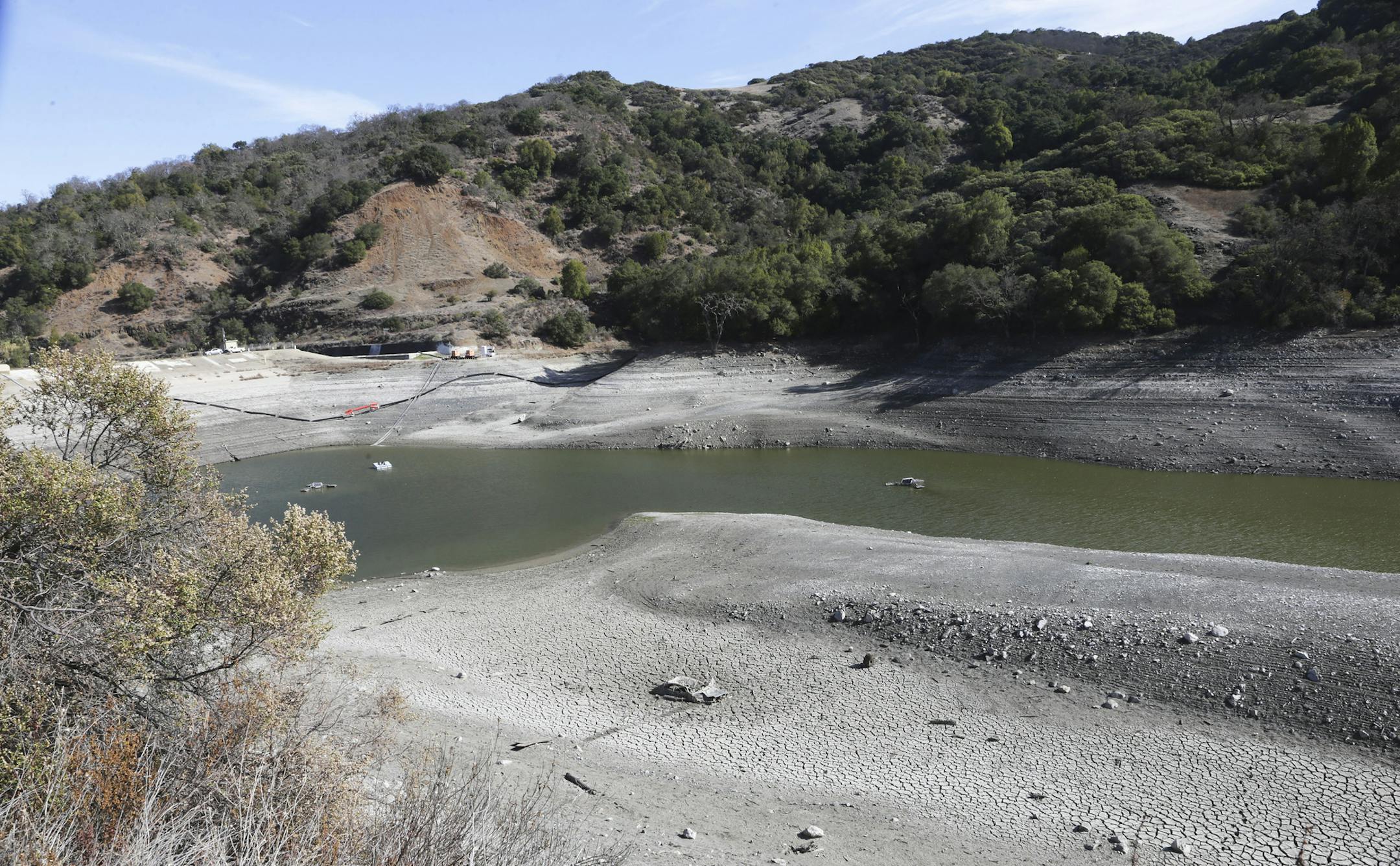 The Almaden Reservoir, which is almost dried up, in San Jose, Calif., Jan. 31, 2014. The punishing drought that has swept California and other states in the West is now threatening the state’s drinking water supply. (Jim Wilson/The New York Times)