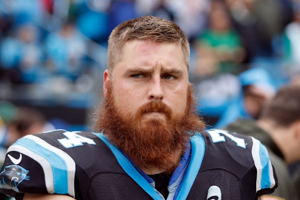 Mike Remmers, formerly of the Panthers, signed a five-year deal worth up to $30 million with the Vikings.