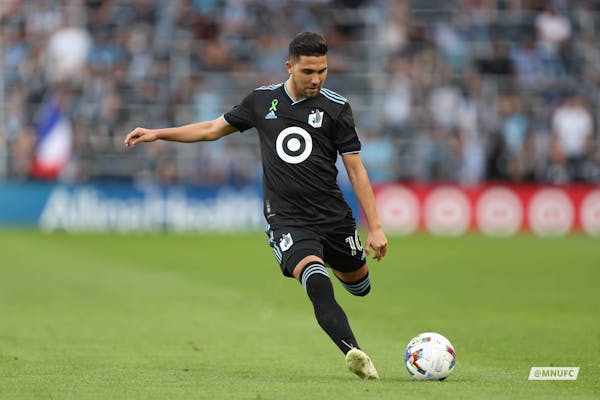 Reynoso's goals pay off as Loons pick up much-needed win over Galaxy
