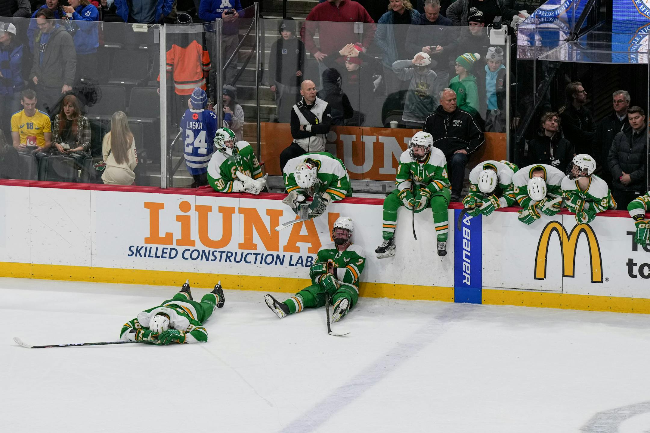 Minnetonka wins over Edina for the 2A boys hockey championship.