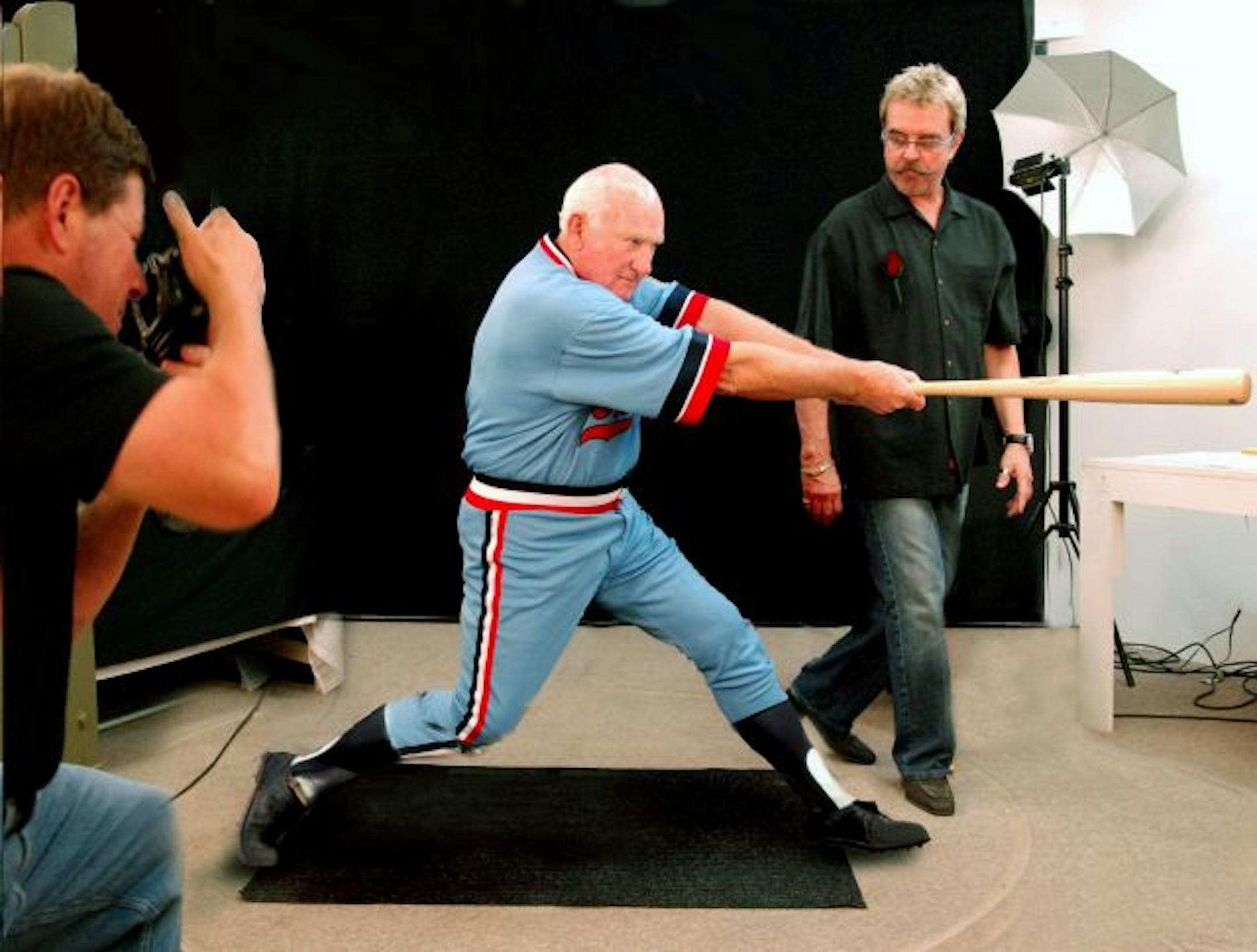 Harmon Killebrew strikes his pose before cameraman Steve Perlman and Bill Mack.