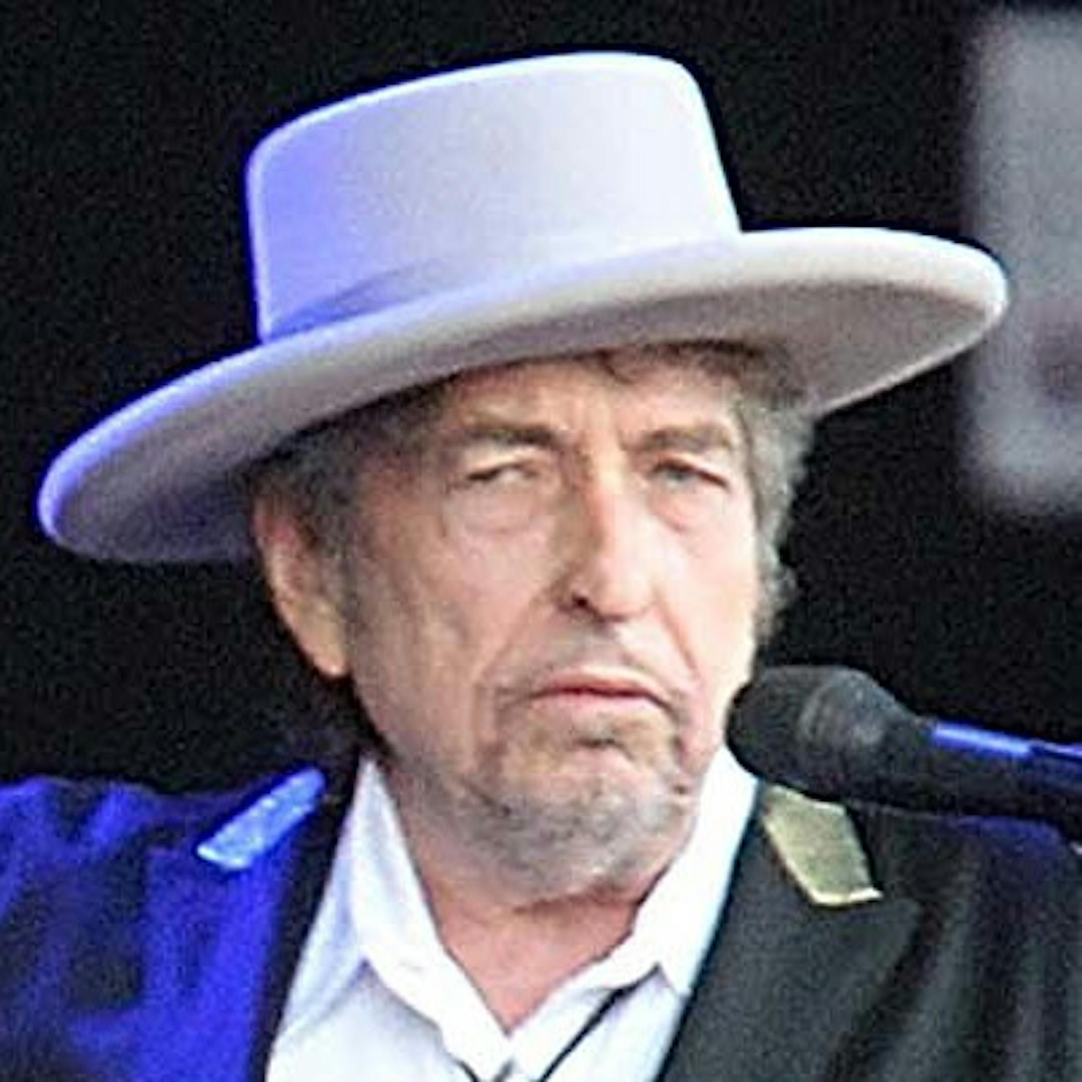 FILE - This July 22, 2012 file photo shows U.S. singer-songwriter Bob Dylan performing on at "Les Vieilles Charrues" Festival in Carhaix, western France. Dylanís ìLike a Rolling Stoneî is a getting its first official music video, nearly 50 years after the song was released. The interactive video will premiere on Dylanís website Tuesday, Nov. 19, 2013, and marks the release of the new 47-disc box set, ìThe Complete Album Collection Volume 1.î (AP Photo/David Vincent,