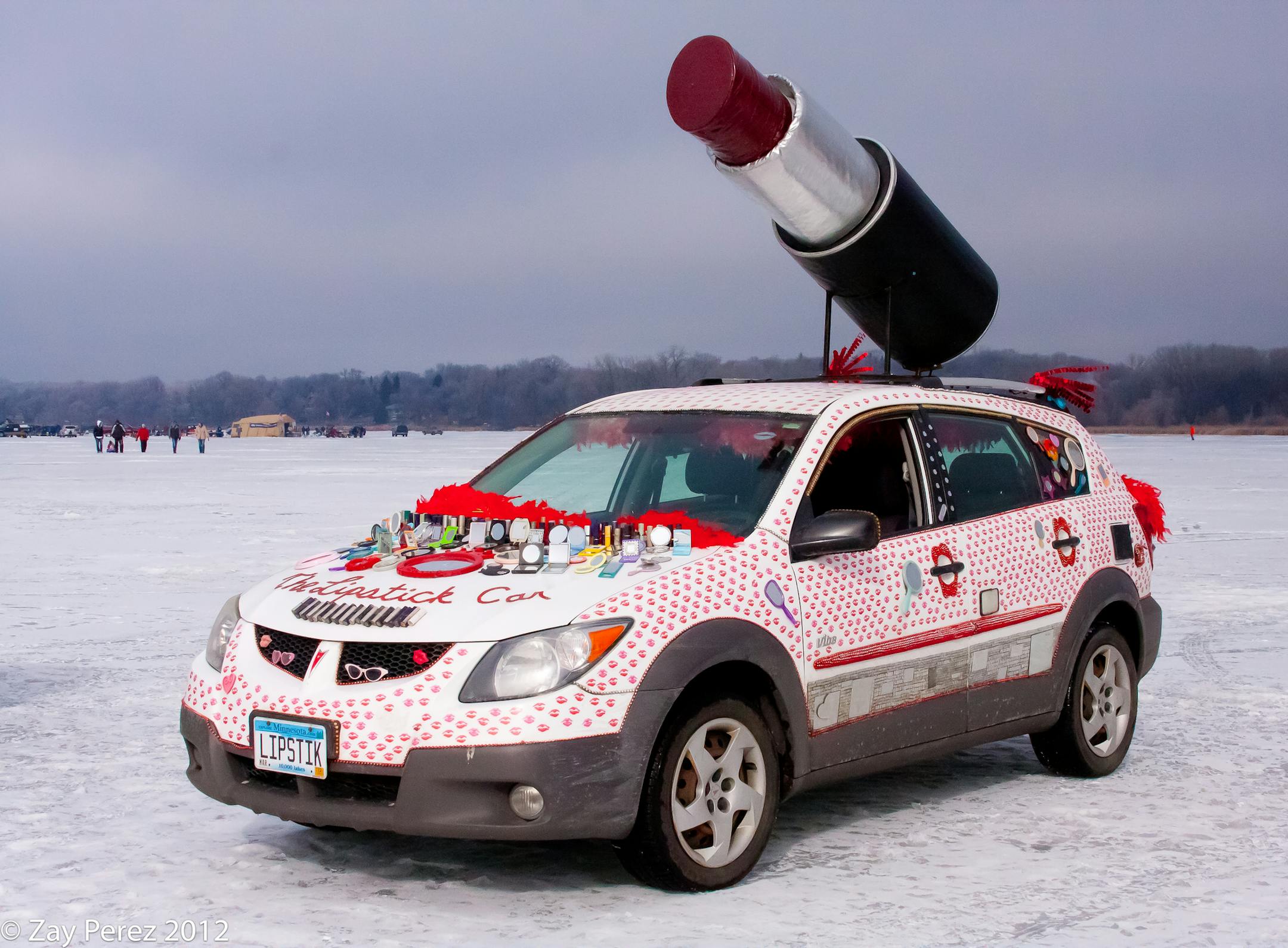 Photo by Zay Perez: Patti Paulson's lipstick art car.