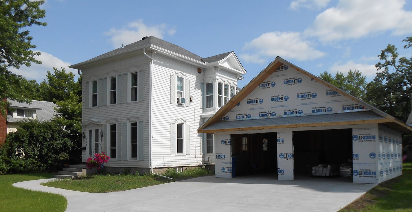 1867 house in Anoka that sold for $1 and was moved. This is the new location.