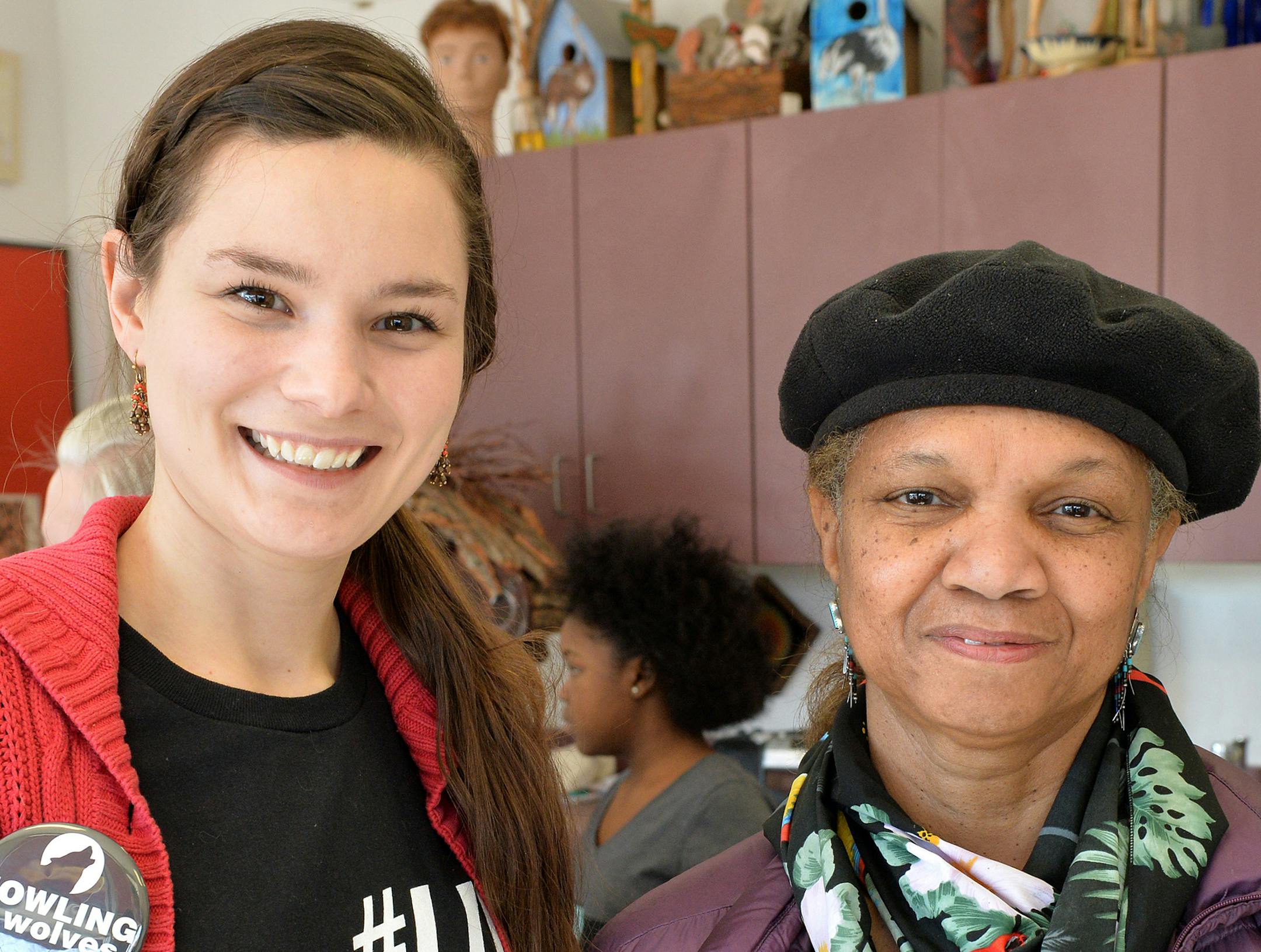 From left, Elizabeth Logas-Lindstrom and Shirley Jones. ] (SPECIAL TO THE STAR TRIBUNE/BRE McGEE) **Elizabeth Logas-Lindstrom (left), Shirley Jones (right)