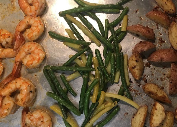 This sheet-pan dinner includes shrimp, green beans and potatoes. (Susan Selasky/Detroit Free Press/TNS) ORG XMIT: 1279221