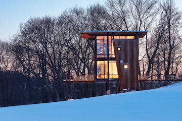 “Metal-Lark,” a new retreat designed by SALA Architects