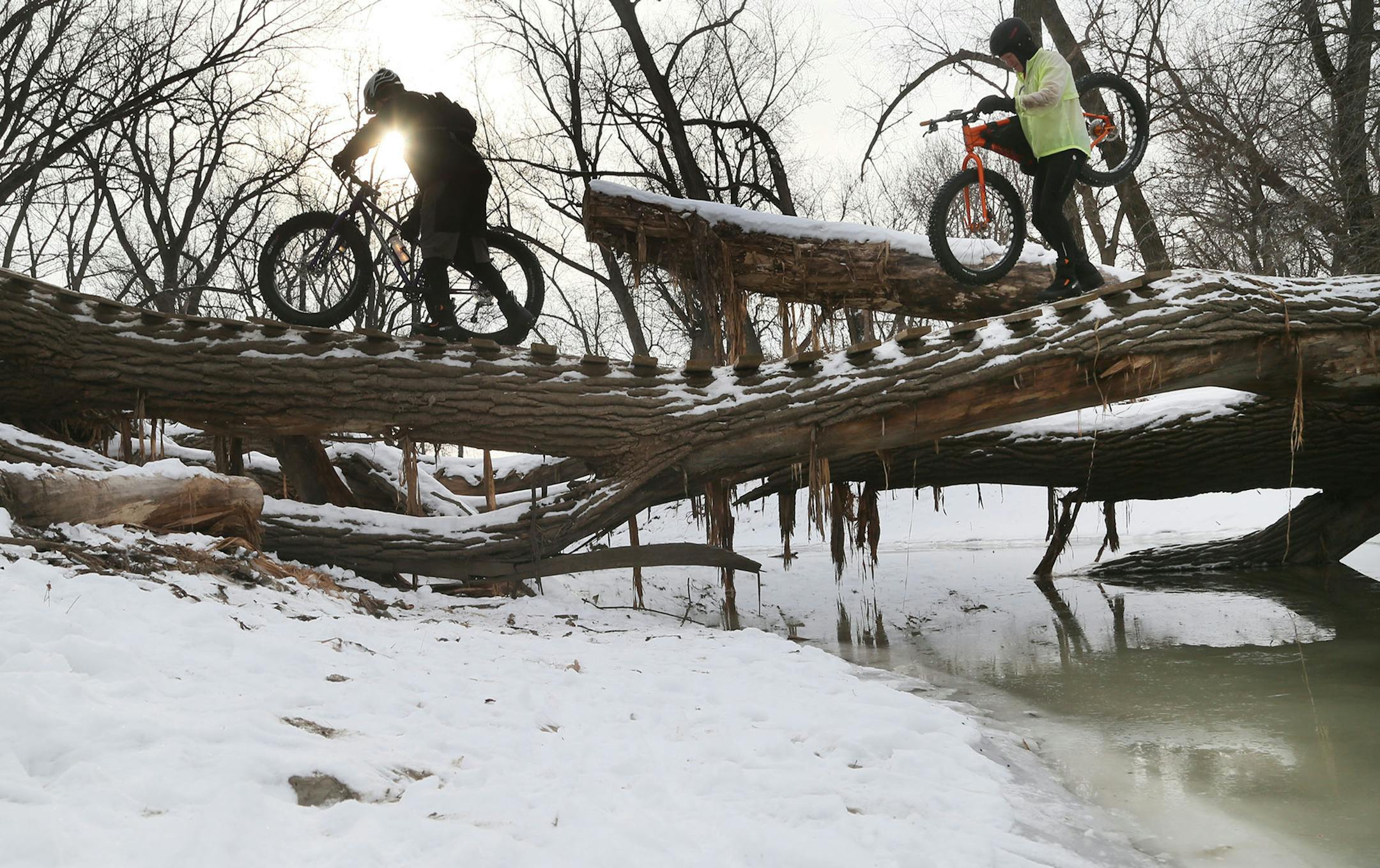 The Minnesota Off-Road Cyclists Association (MORC) organizes a handful of regular rides for fatbikers. One of the most popular and beginner-friendly is the weekly Saturday morning ride along the Minnesota Valley Trail in Bloomington. A pair of cyclists wheeled their fatbikes above Nine Mile Creek last weekend.