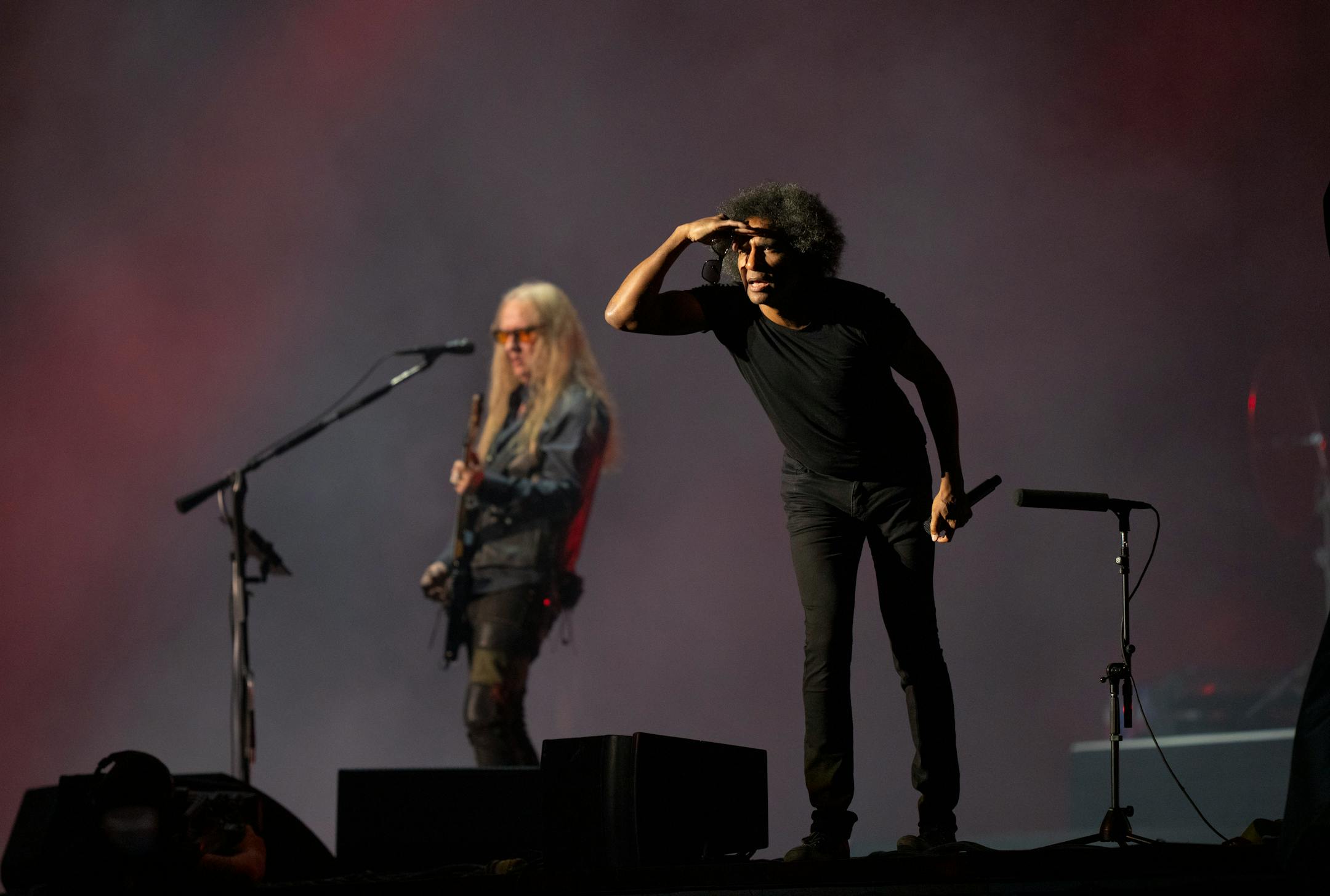 Lead singer William DuVall, with guitarist and vocalist Jerry Cantrell of Alice in Chains, got the Grandstand shows underway.