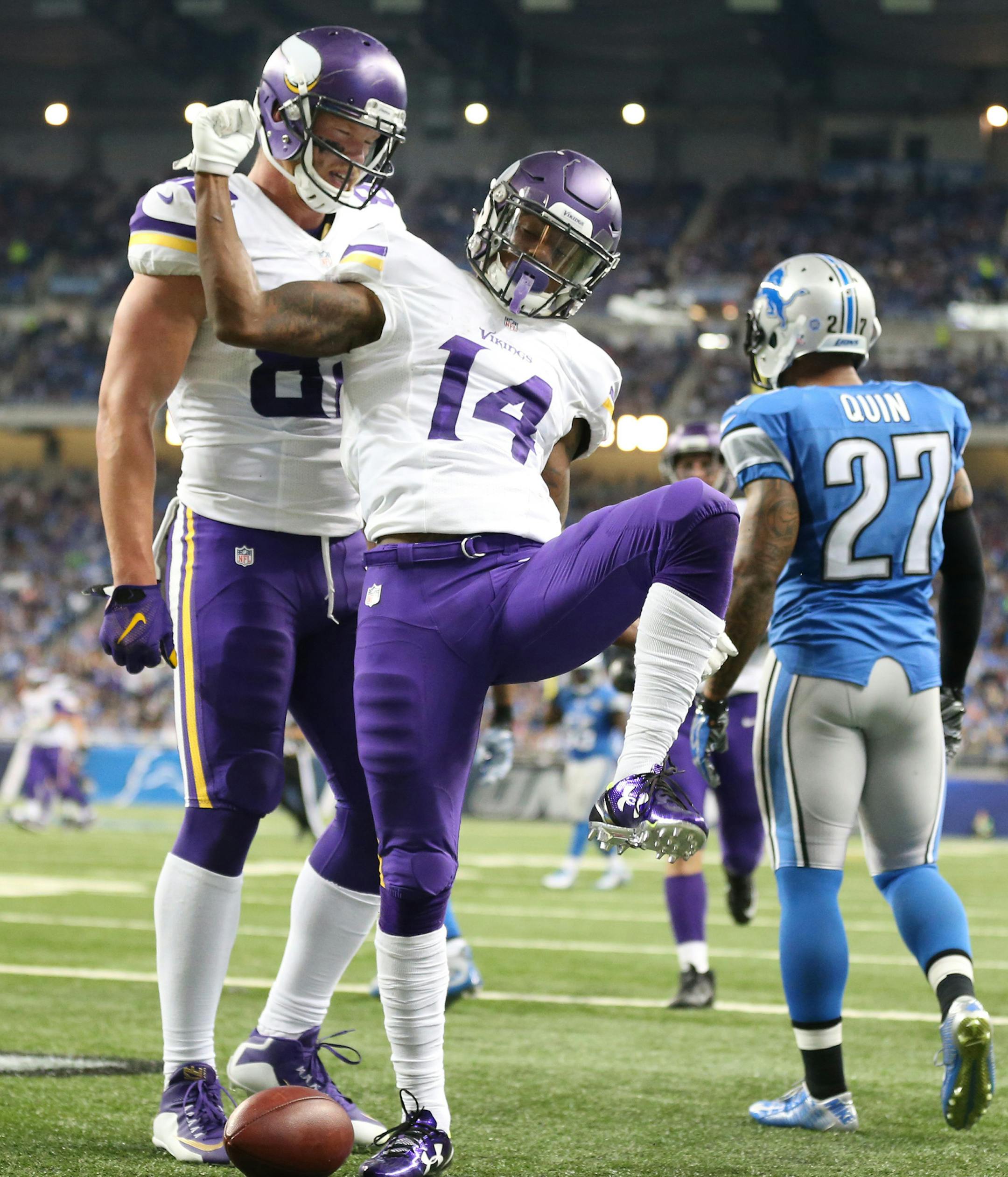 Minnesota Vikings wide receiver Stefon Diggs (14) celebrated his 35 yard touch down catch with tight end Kyle Rudolph (82) in the third quarter at Ford Field Sunday October 25, 2015 in Detroit, MI. ] The Minnesota Vikings beat the Detroit Lions 28-19 Sunday at Ford Field. Jerry Holt/ Jerry.Holt@Startribune.com