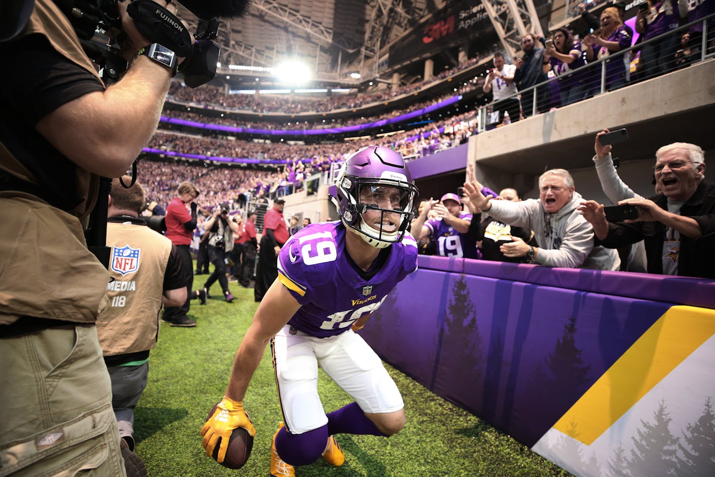 Minnesota Vikings Adam Thielen celebrates his 2-yard touchdown against the Detroit Lions in the second quarter on Sunday, Nov. 4, 2018 at U.S. Bank Stadium in Minneapolis, Minn. (Jerry Holt/Minneapolis Star Tribune/TNS) ORG XMIT: 1244598