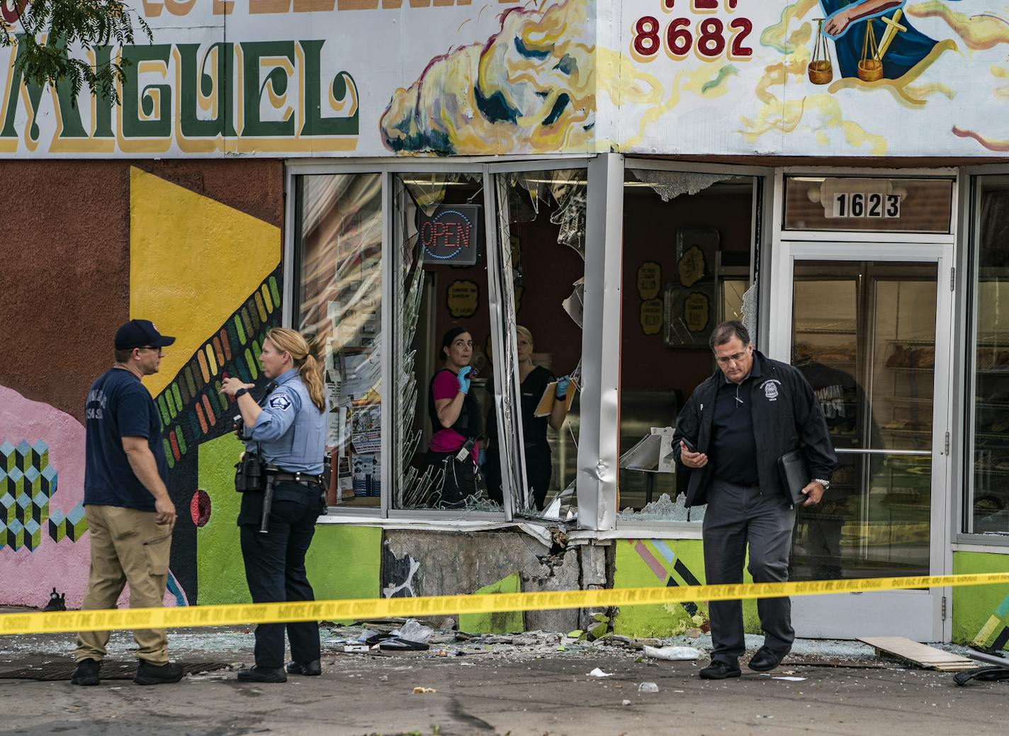 Minneapolis police say multiple people are in critical condition after a vehicle struck pedestrians Monday afternoon in front of the bakery on 17th Ave and Lake St.] RICHARD TSONG-TAATARII &#xa5; richard.tsong-taatarii@startribune.com