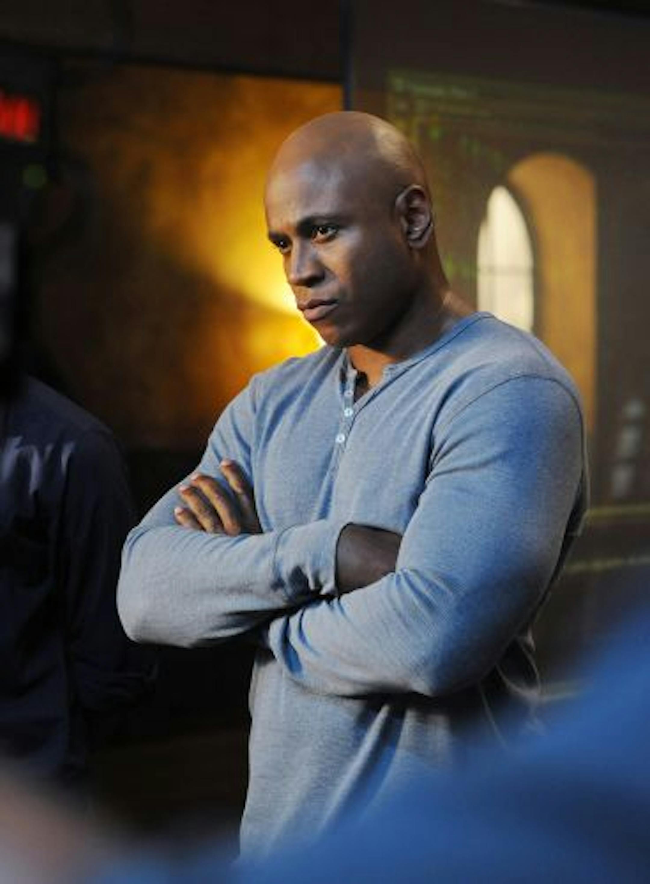 Special Agent Sam Hanna (LL COOL J )