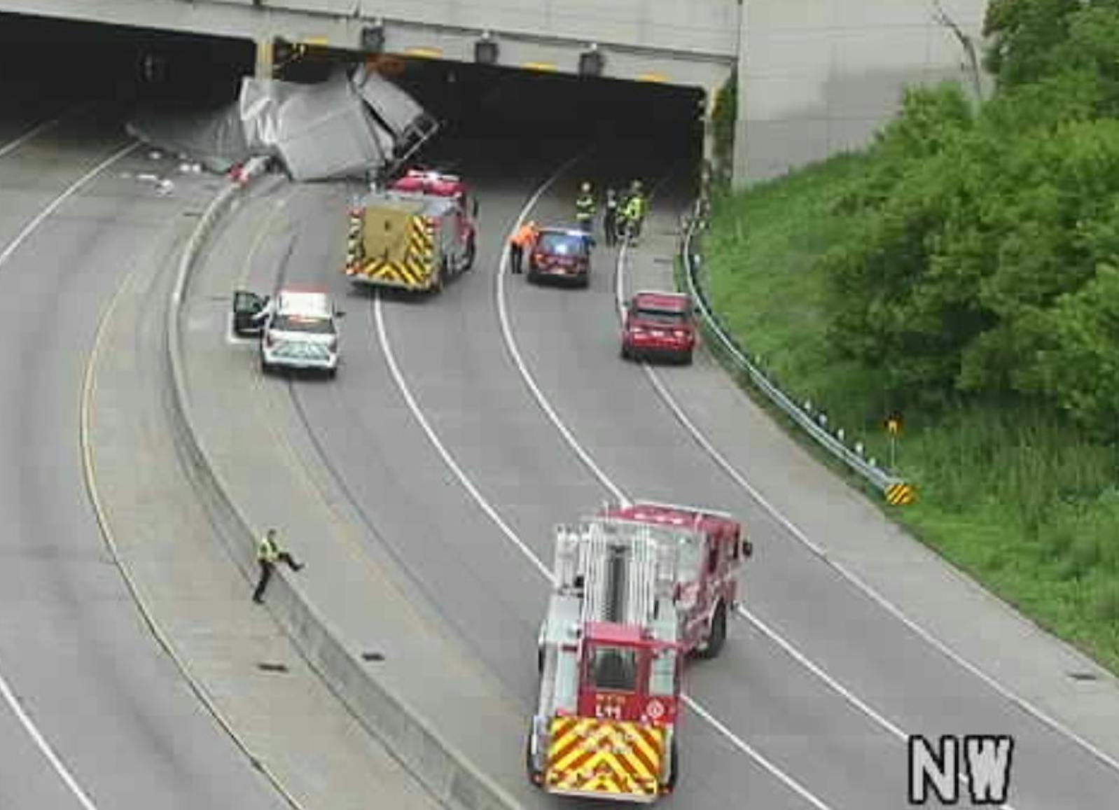 A rash in Lowry Hill tunnel has traffic halted in both directions.