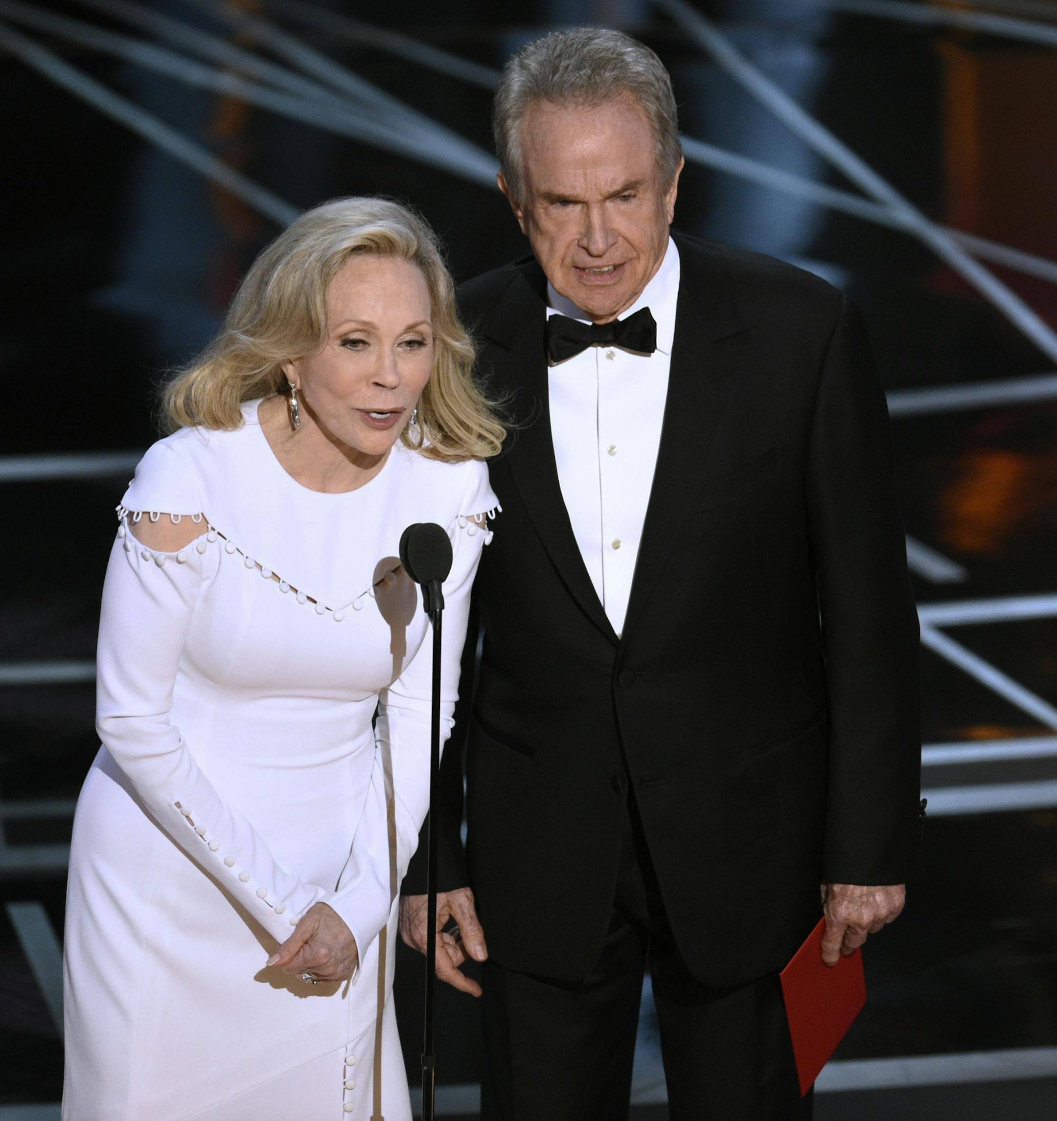 Faye Dunaway and Warren Beatty incorrectly announced the best picture winner at last year's Academy Awards after they were given an envelope for the wrong category.