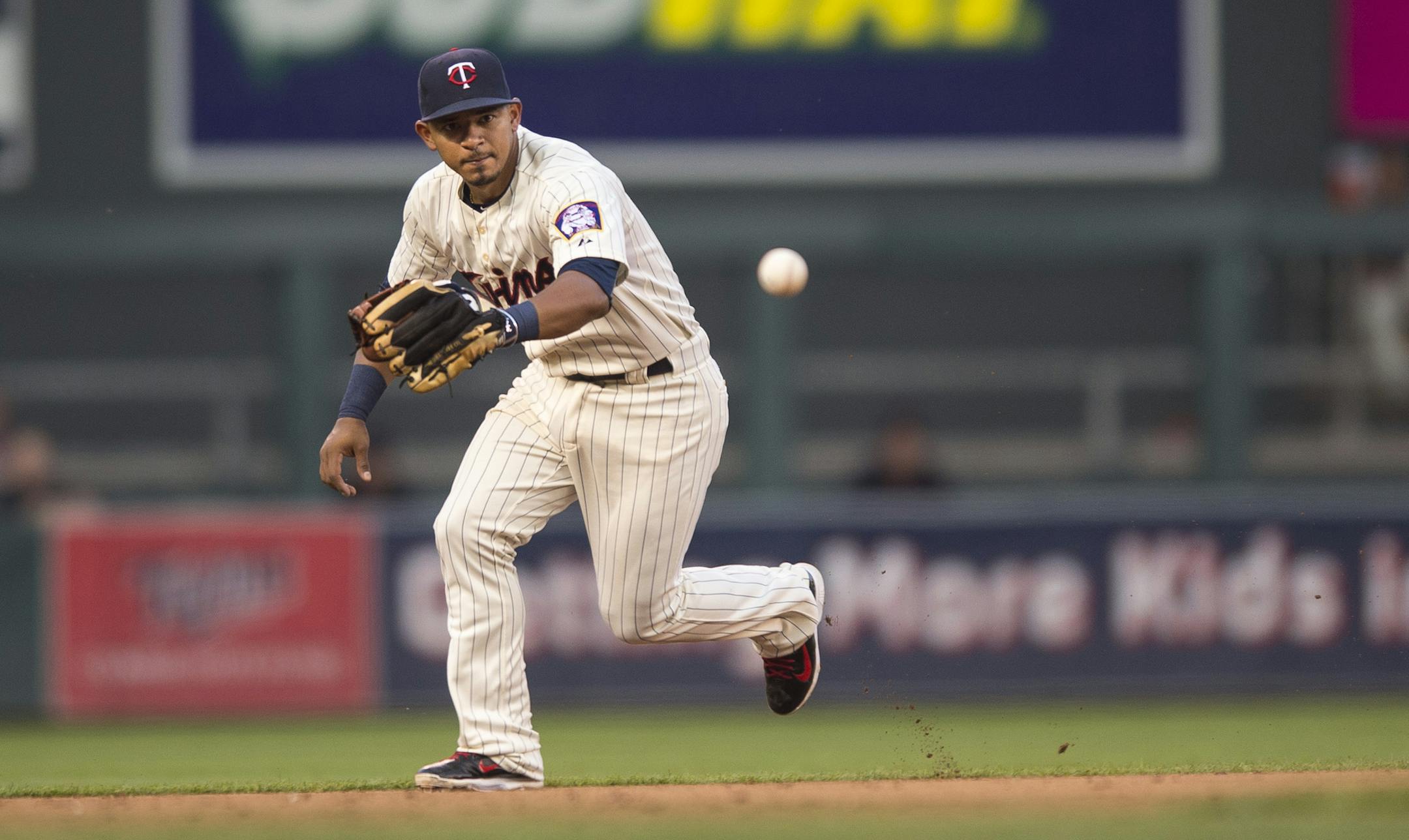 Minnesota Twins shortstop Eduardo Escobar (5) fielded a grounder hit by Cleveland Indians third baseman Giovanny Urshela (39) in the top of the sixth inning and threw Urshela out at first to end the half of the inning. ] Aaron Lavinsky &#x2022; aaron.lavinsky@startribune.com The Minnesota Twins play the Cleveland Indians Saturday, August 15, 2015 at Target Field in Minneapolis, Minn.