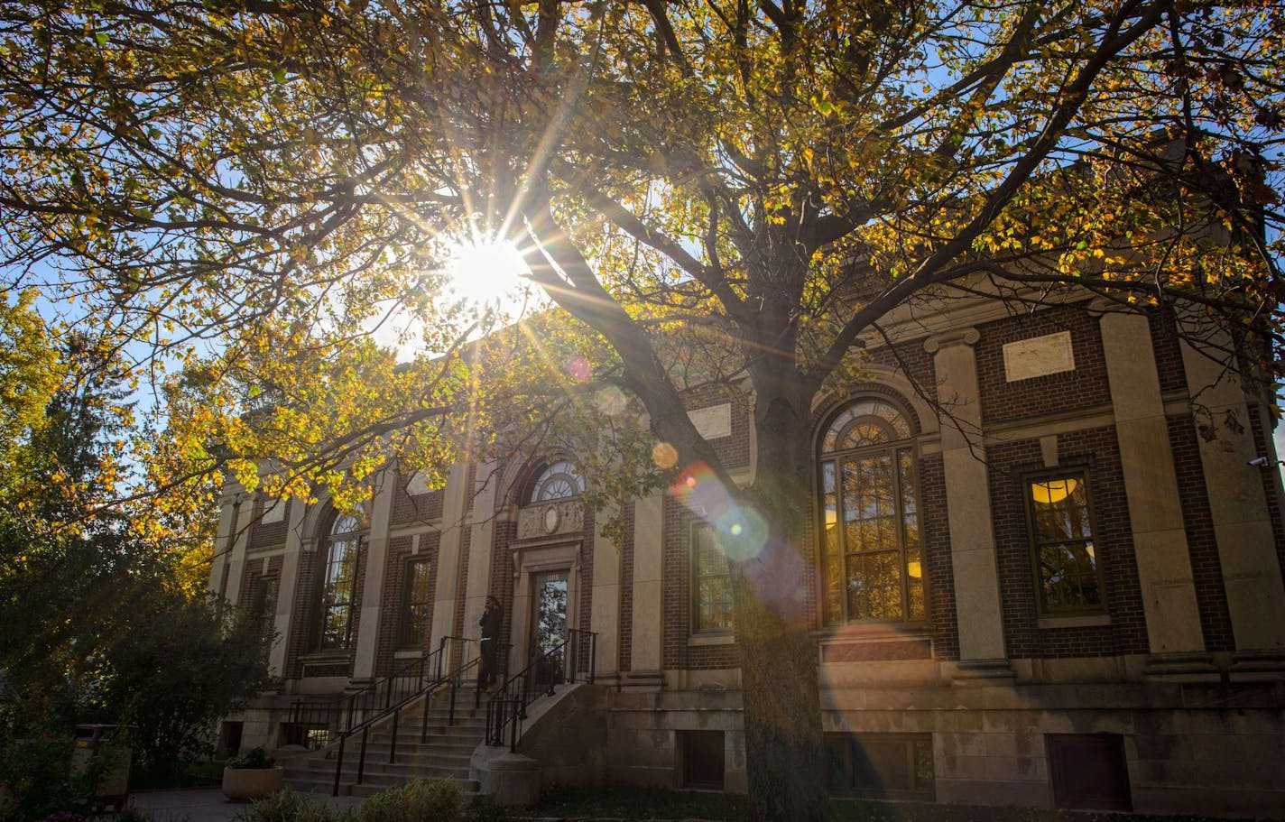 The St. Paul Public Library System is seeking a new owner for the Arlington Hills Library, one of three Carnegie libraries in the city and built in 1916 and listed on the National Register of Historic Places, who will retain it as a neighborhood and cultural asset. The library itself is moving to modern quarters on the East SIde. Thursday, October 10, 2013 ] GLEN STUBBE * gstubbe@startribune.com ORG XMIT: MIN1310101733514078
