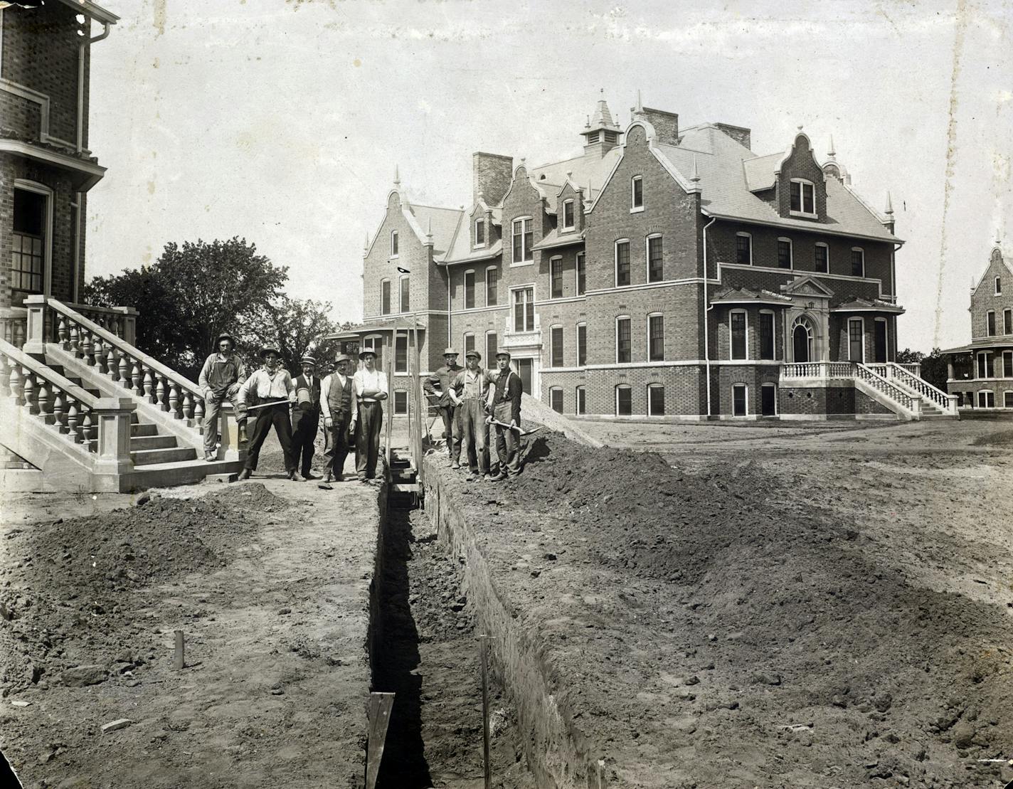 Early construction of Anoka Metro Regional Treatment Center.