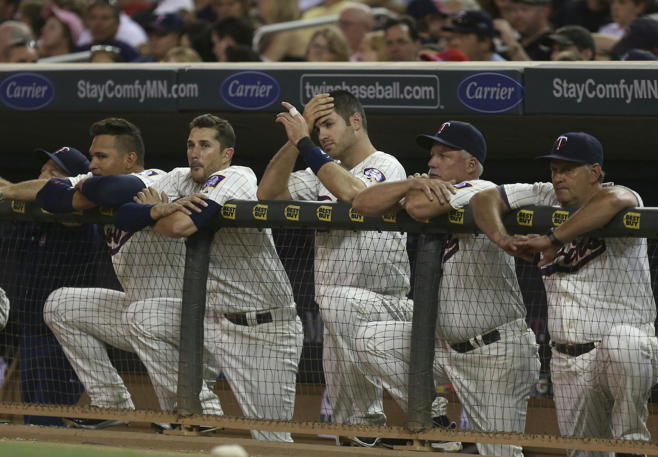 The Twins watched the Yankees closer Mariano Rivera pitchin the ninth inning at Target Field in Minneapolis Min., Wednesday, July 3, 2013 Yankees won 3-2. ] (KYNDELL HARKNESS/STAR TRIBUNE) kyndell.harkness@startribune.com
