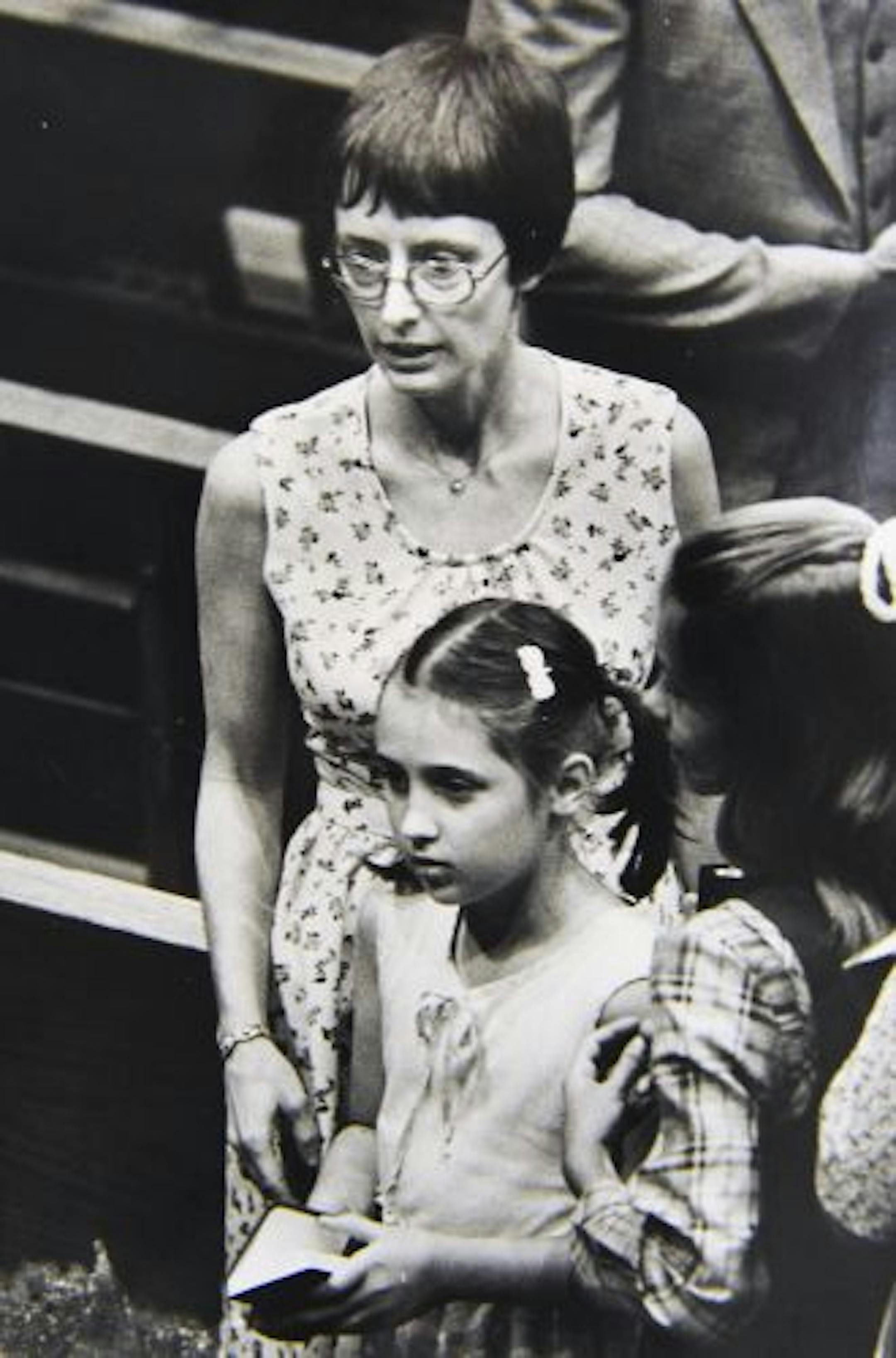 In this July 1980 photo, Mary Stauffer and 8-year-old daughter Beth attended services at Wooddale Baptist Church in Richfield.