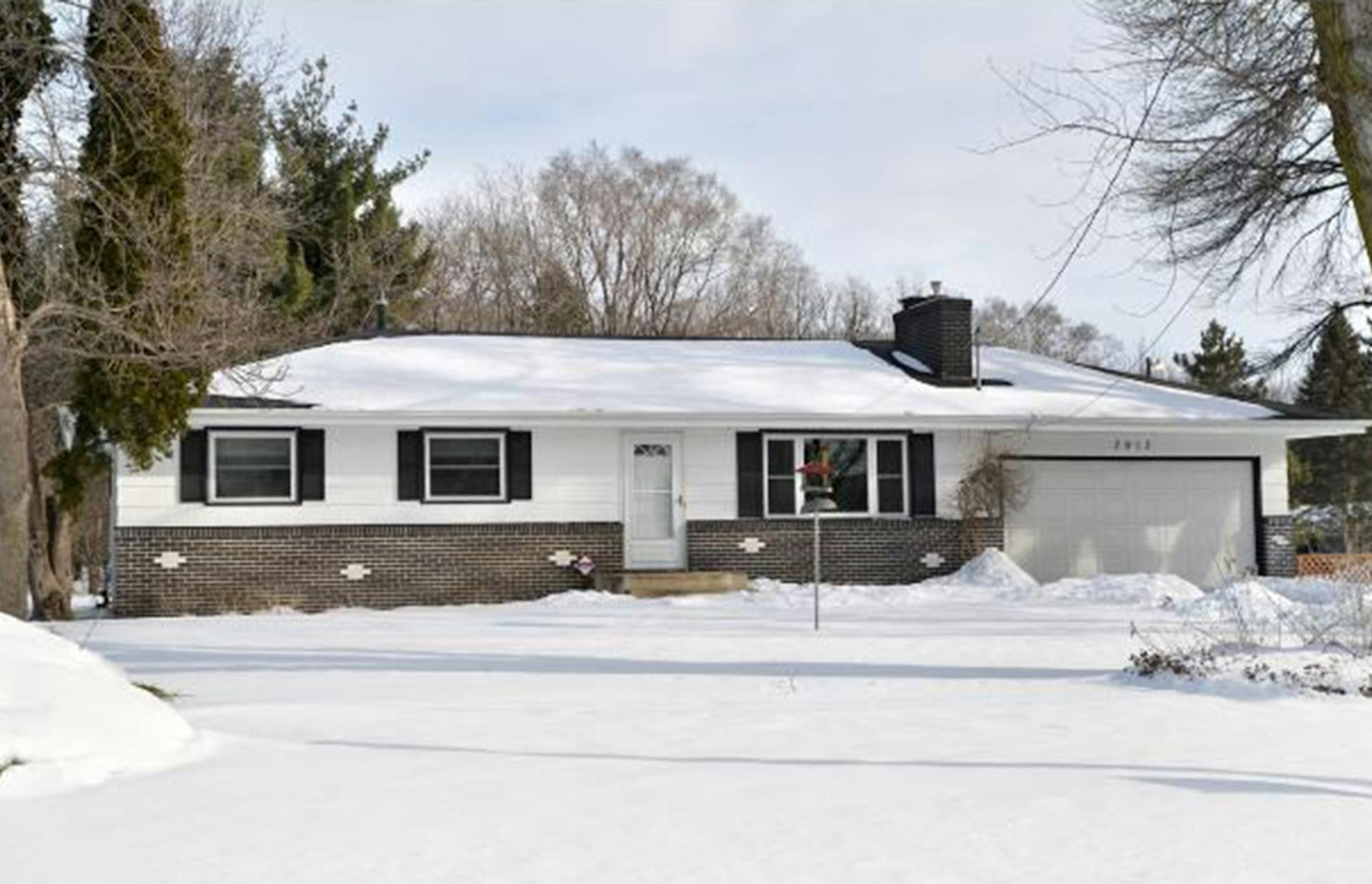 ... Spring Lake Park
Built in 1961, this three-bedroom, two-bath house has 1,625 finished square feet and features three bedrooms on one level, two fireplaces, eat-in kitchen new windows, full partially-finished basement, patio and sprinkler system. Listed by Dolores (Mickey) Ojard, Edina Realty, 612-205-7676.