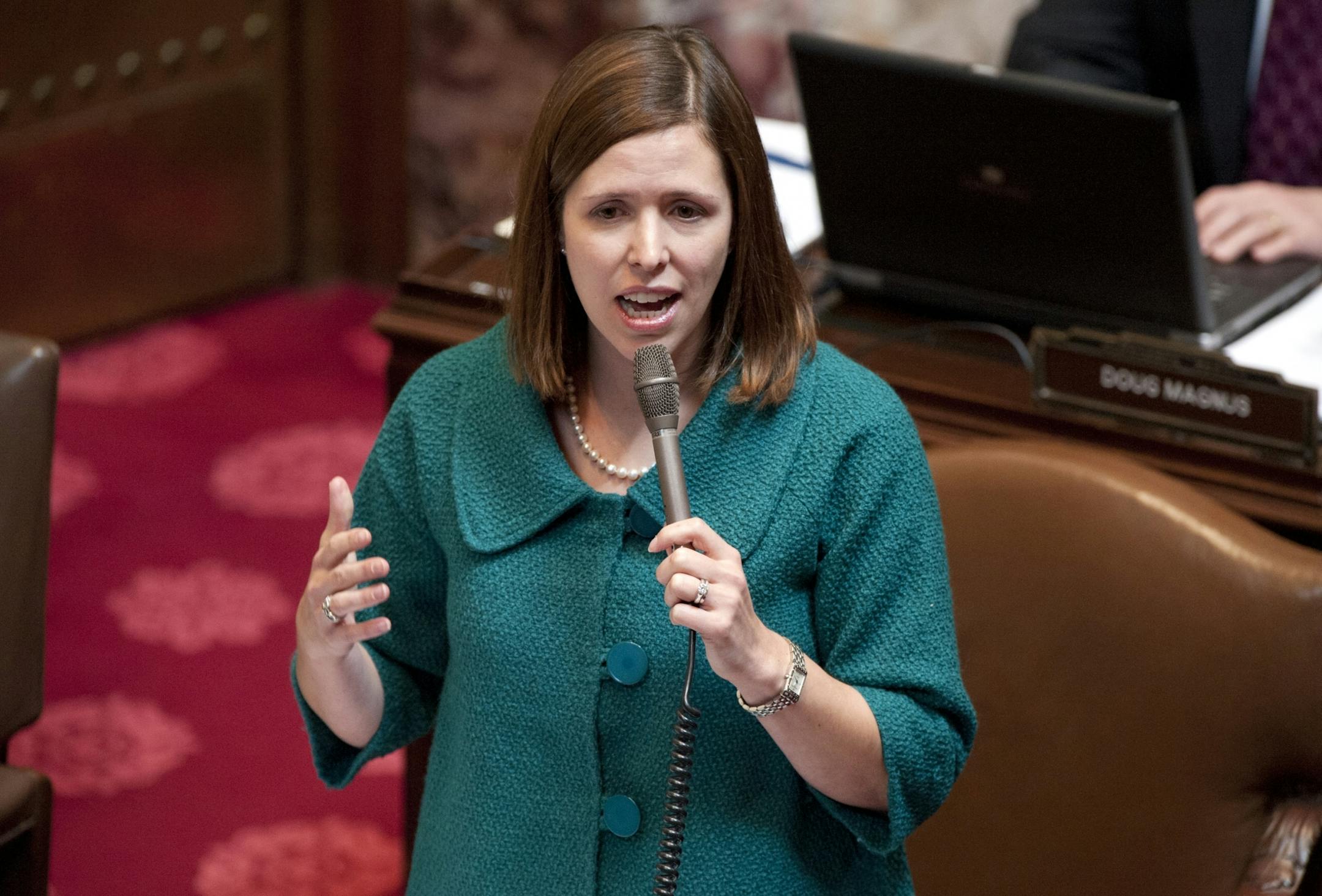 Senator Katie Sieben (DFL) proposed an amendment to send the Viter ID bill back to the conference committee. The amendment was defeated. Wednesday, April 4, 2012.