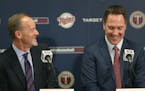 Twins owner Jim Pohlad, left, introduced new Chief Baseball Officer Derek Falvey during a news conference at Target Field on Monday.