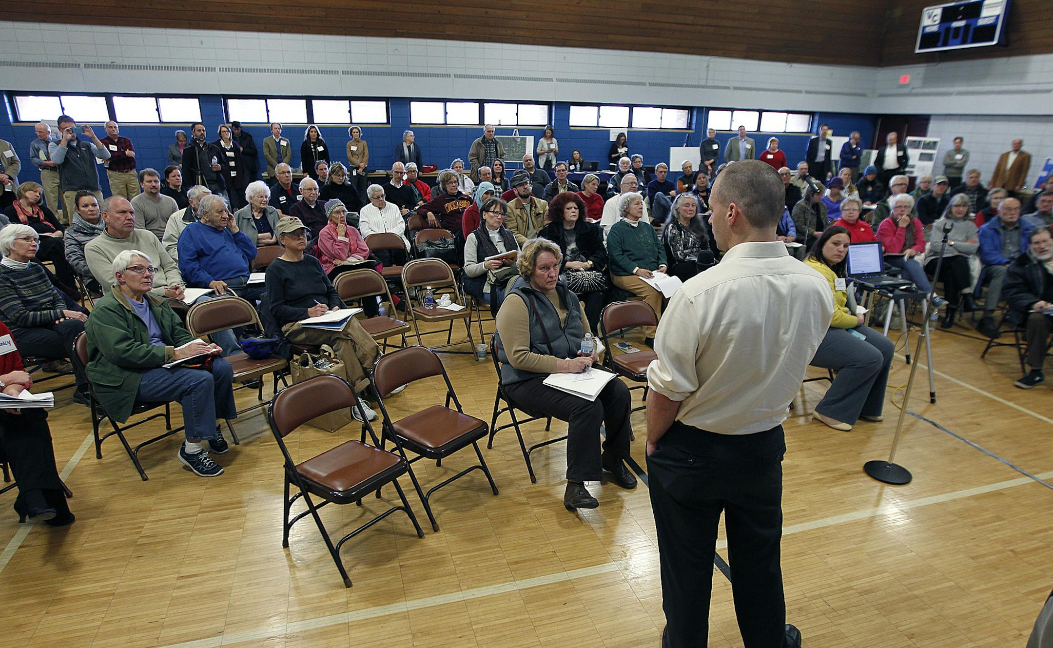 Residents of southeast Minneapolis&#x2019; Como neighborhood listened as officials briefed them on the toxic chemical vapors that may be seeping into homes and businesses, and what steps will be taken next. The meeting was held at the Van Cleve Recreation Center.