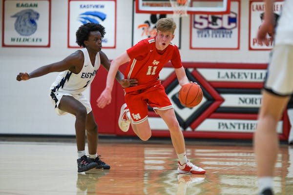 Jack Robison, a 6-7 guard for Lakeville North, continued a trend of Cougars players choosing Wisconsin. 