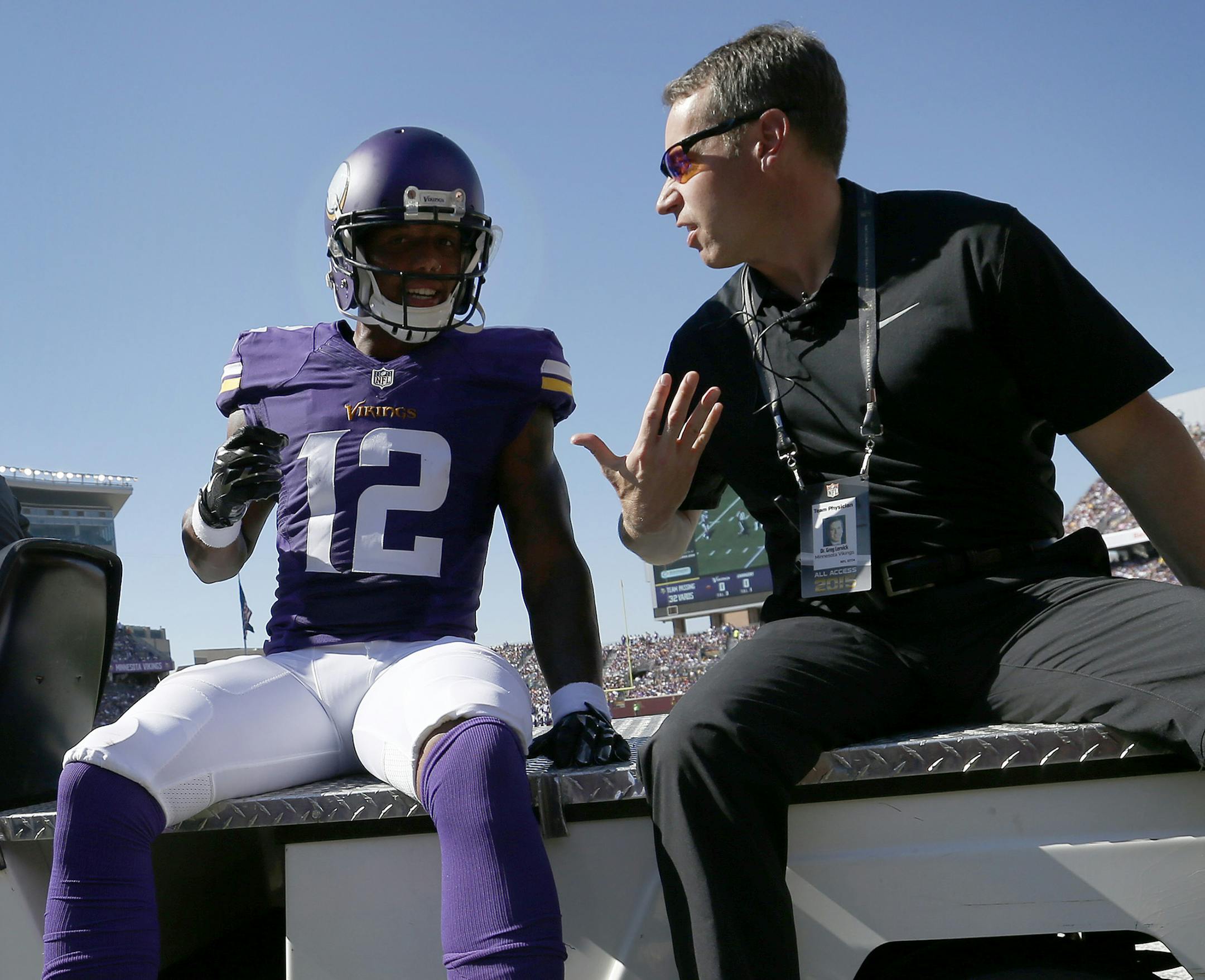Minnesota Vikings Charles Johnson (12) was carted field off the field in the first quarter. ] CARLOS GONZALEZ ï cgonzalez@startribune.com - September 27, 2015, TCF Bank Stadium, Minneapolis, MN, NFL, Minnesota Vikings vs. San Diego Chargers ORG XMIT: MIN1509271559420394