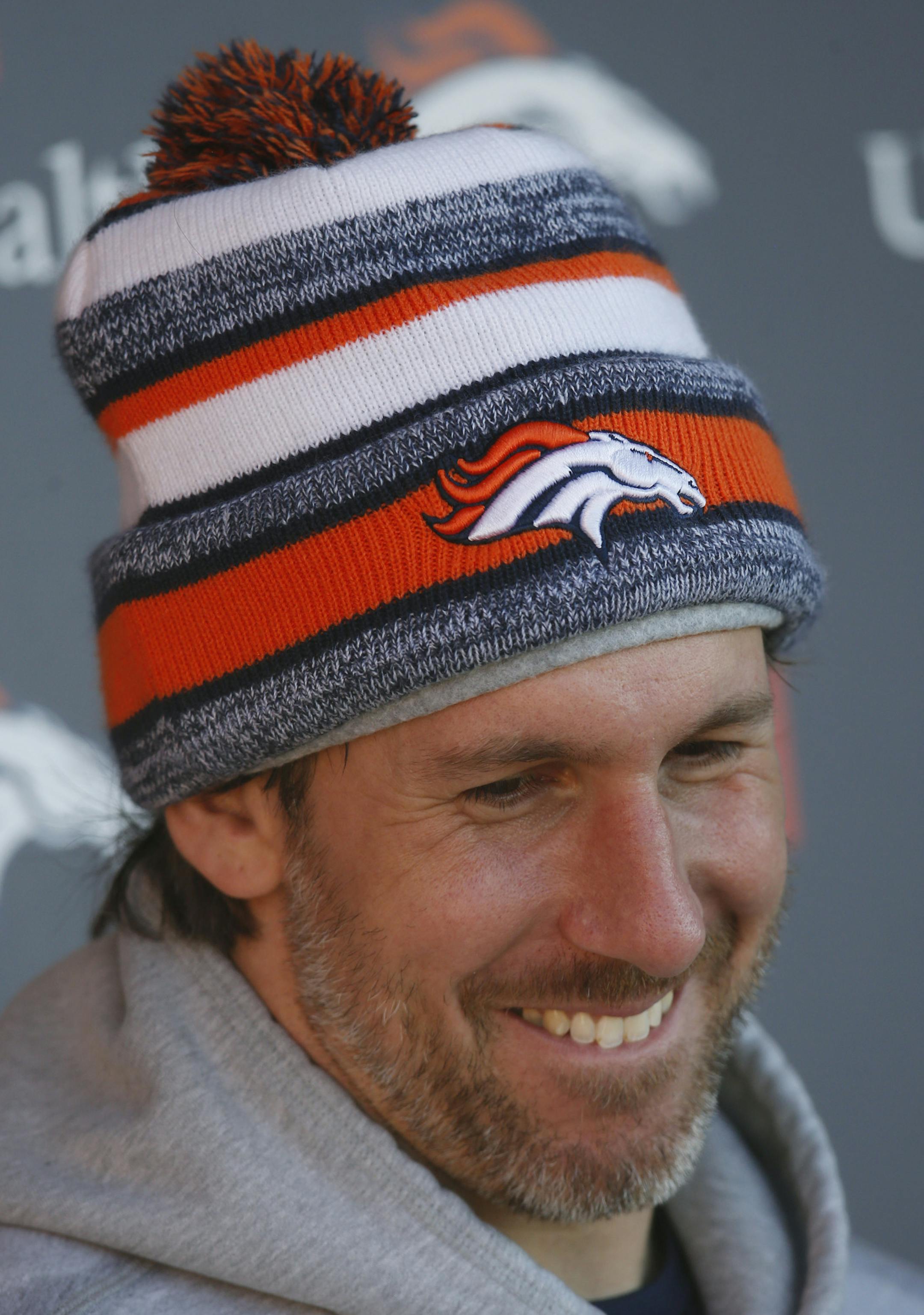 Denver Broncos tight end Owen Daniels, who has a degree in meteorology, jokes with reporters as Daniels delivers the weather forecast for Sunday during a news conference following NFL football practice Friday, Jan. 22, 2016, in Englewood, Colo. The Broncos are scheduled to host the New England Patriots in the AFC championship game Sunday in Denver. (AP Photo/David Zalubowski)