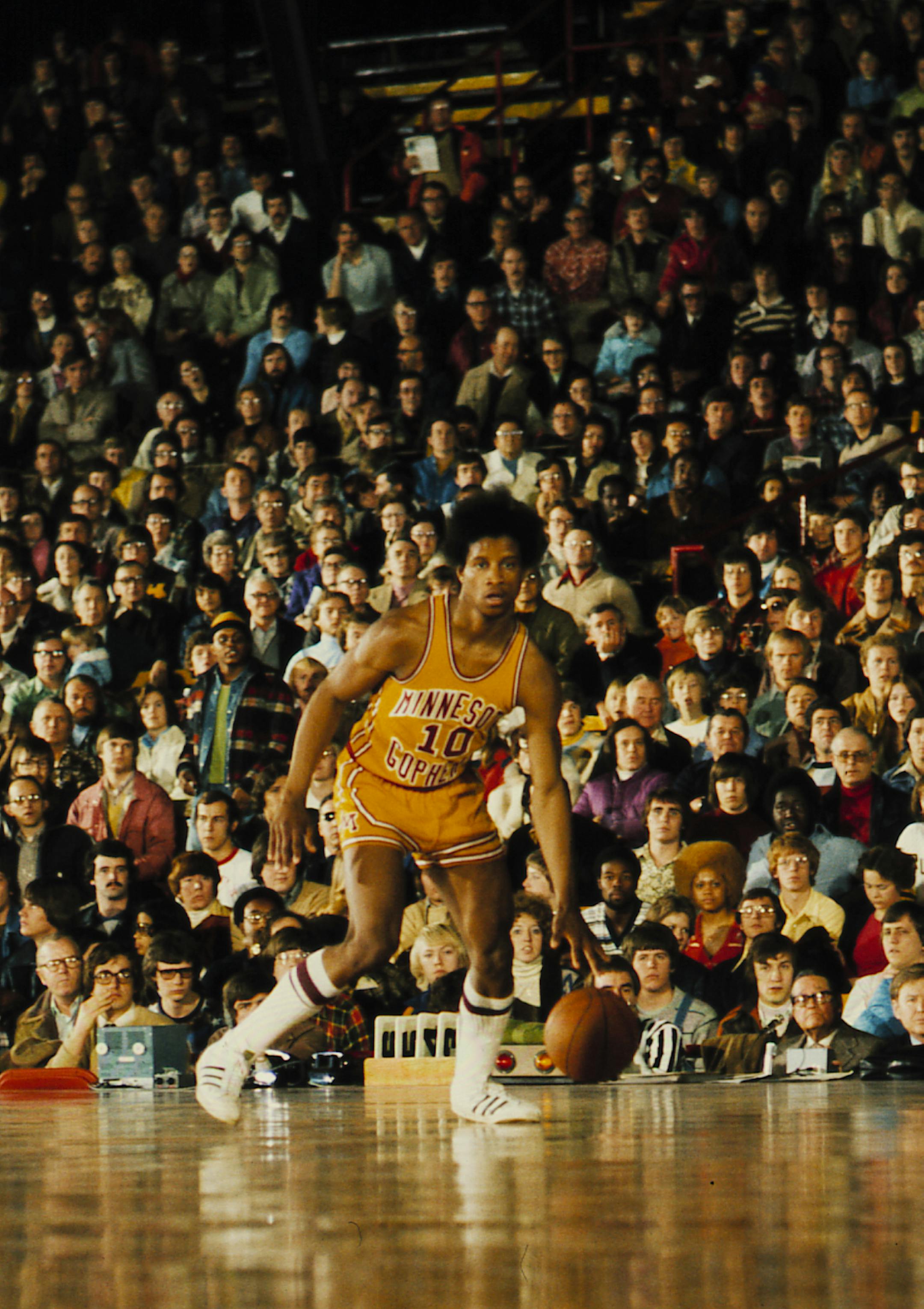 Caption caption caption.