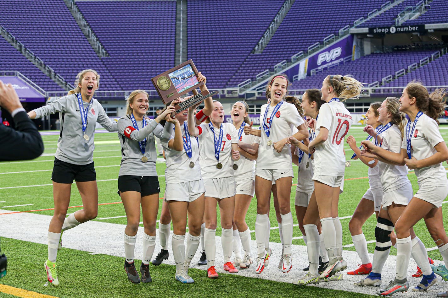 Class 3A boys' soccer state championship, Mounds View vs. Rosemount, 11-6-21. Photo by Mark Hvidsten, SportsEngine