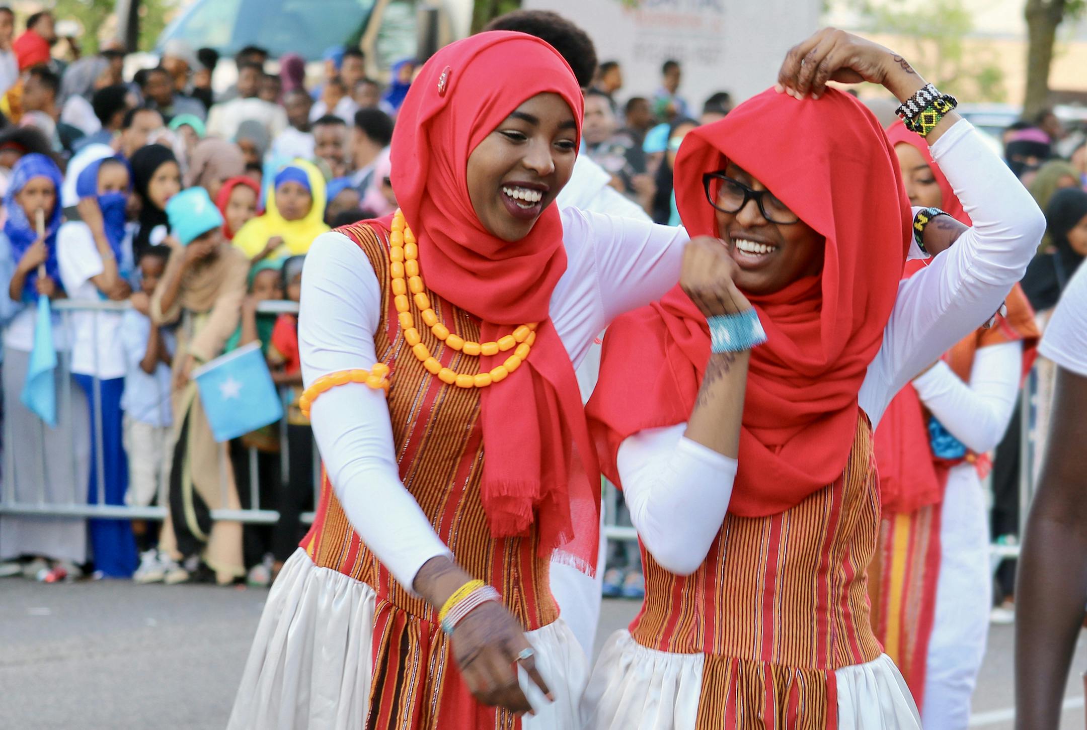 Photo credit: Mustafa Ali
The young men and women of the Somali Museum Dance Troupe study and perform traditional dances from all regions of Somalia. The dancers are high school and college students passionate about sharing their culture. They perform throughout the United States. Photo credit: Mustafa Ali