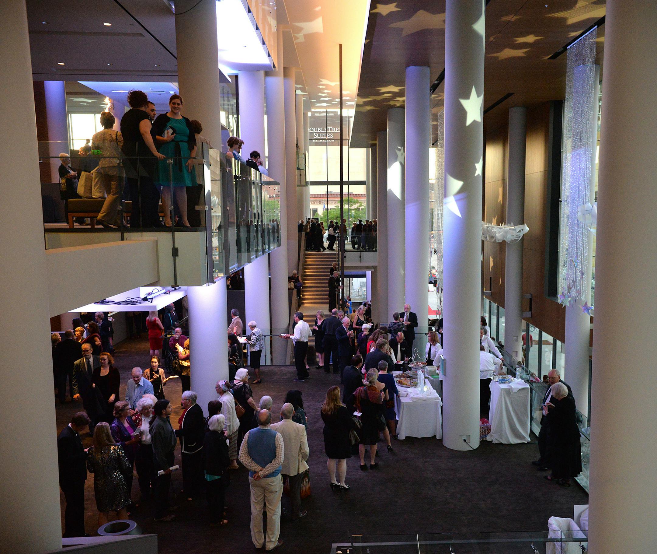 Opera star, Ren√©e Fleming and Osmo V√§sk√§ joined forces to open the Minnesota Orchestra's 2014-15 season at "Starry, Starry Night: A Gala Concert Benefiting the Minnesota Orchestra." ] (SPECIAL TO THE STAR TRIBUNE/BRE McGEE) **Ren√©e Fleming (opera star, not pictured), Osmo V√§sk√§ (Minnesota Orchestra conductor, not pictured)