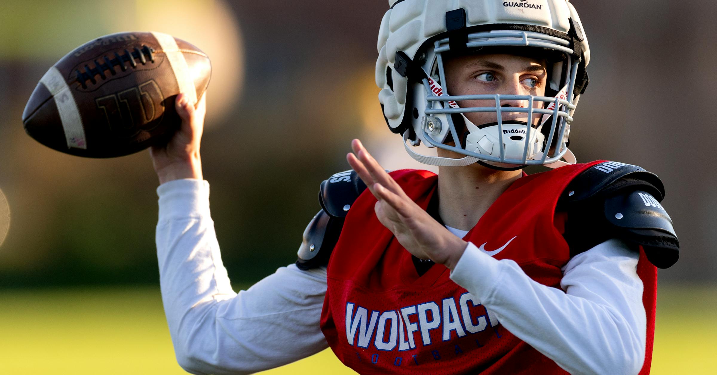 12 Minnesotans who made a splash at football camps