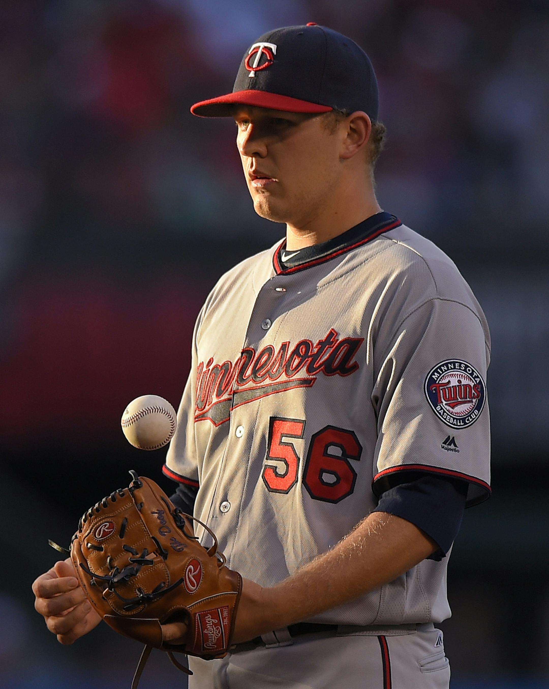 Minnesota Twins starting pitcher Tyler Duffey gets ready to pitch during the first inning of a baseball game against the Los Angeles Angels, Wednesday, June 15, 2016, in Anaheim, Calif. (AP Photo/Mark J. Terrill)