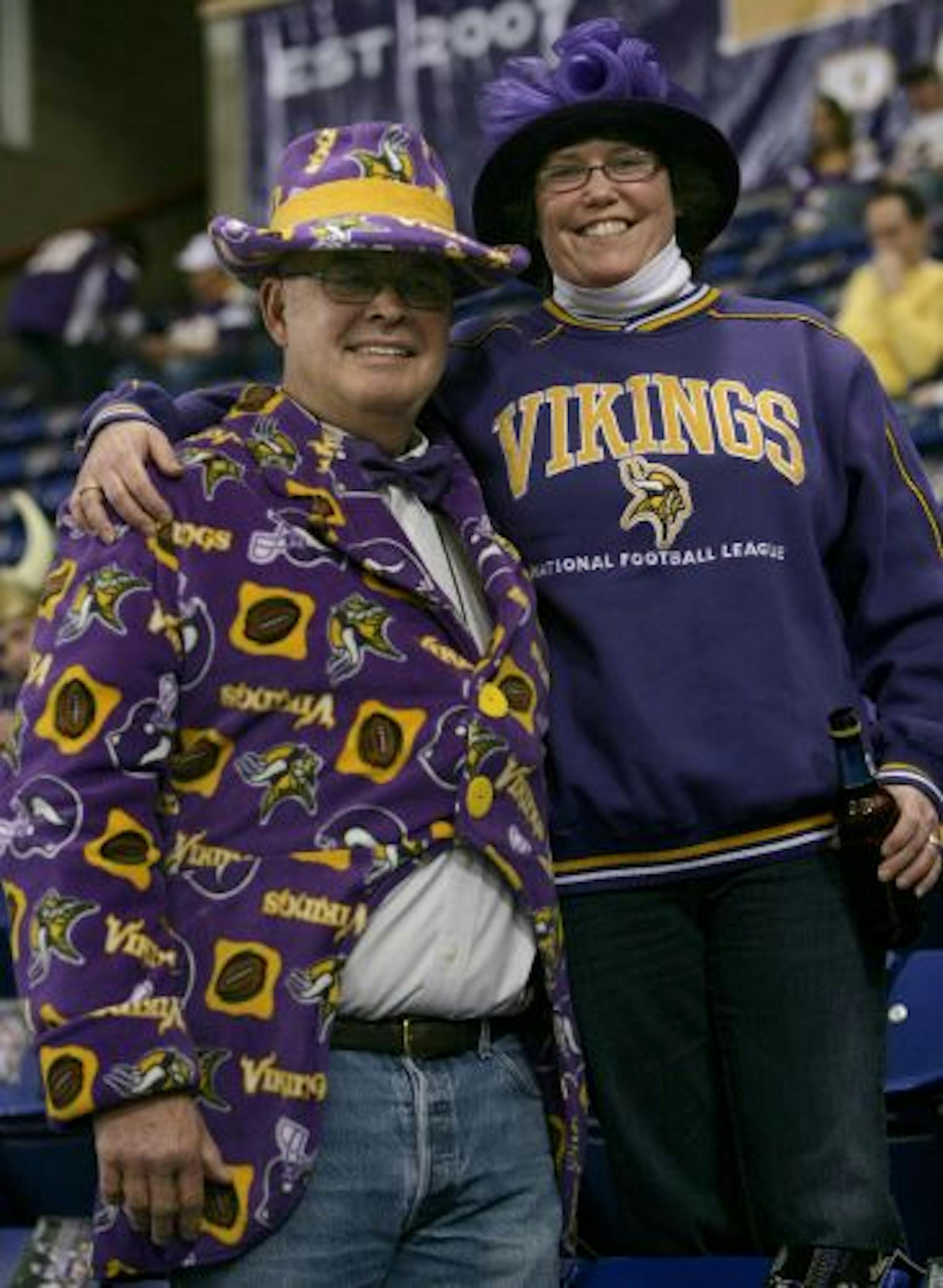 Vaughn and Stacy Larson of Gettysburg, SD.