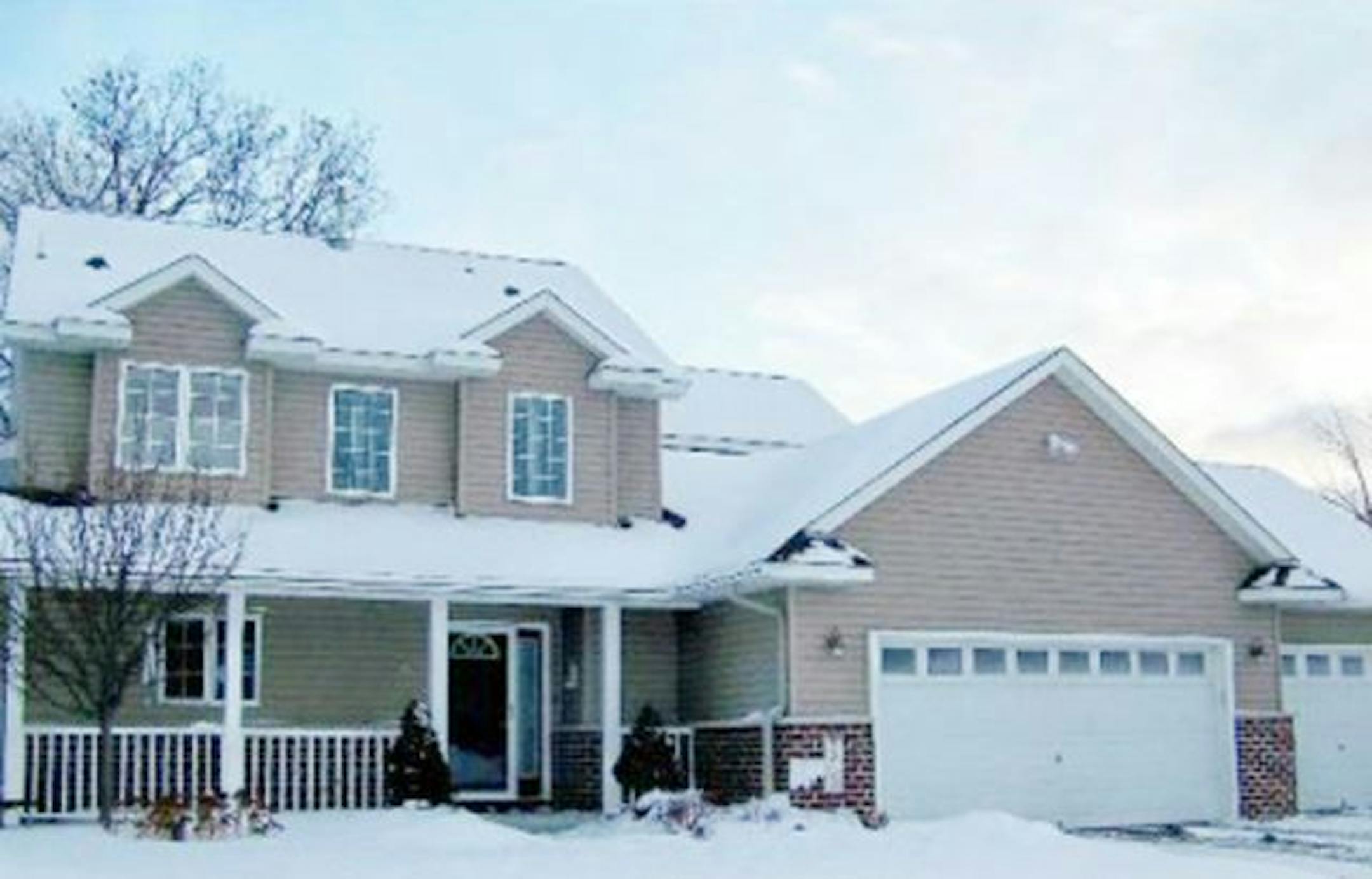 Maplewood: This three-bedroom, two-plus-bathroom home has walkouts from the living room and family room to a deck that overlooks the wooded lot. The lower level (also a walkout) has a bedroom with an exposed ceiling. Listed by Rae Jean Malone, Keller Williams Premier, 651-731-2722.