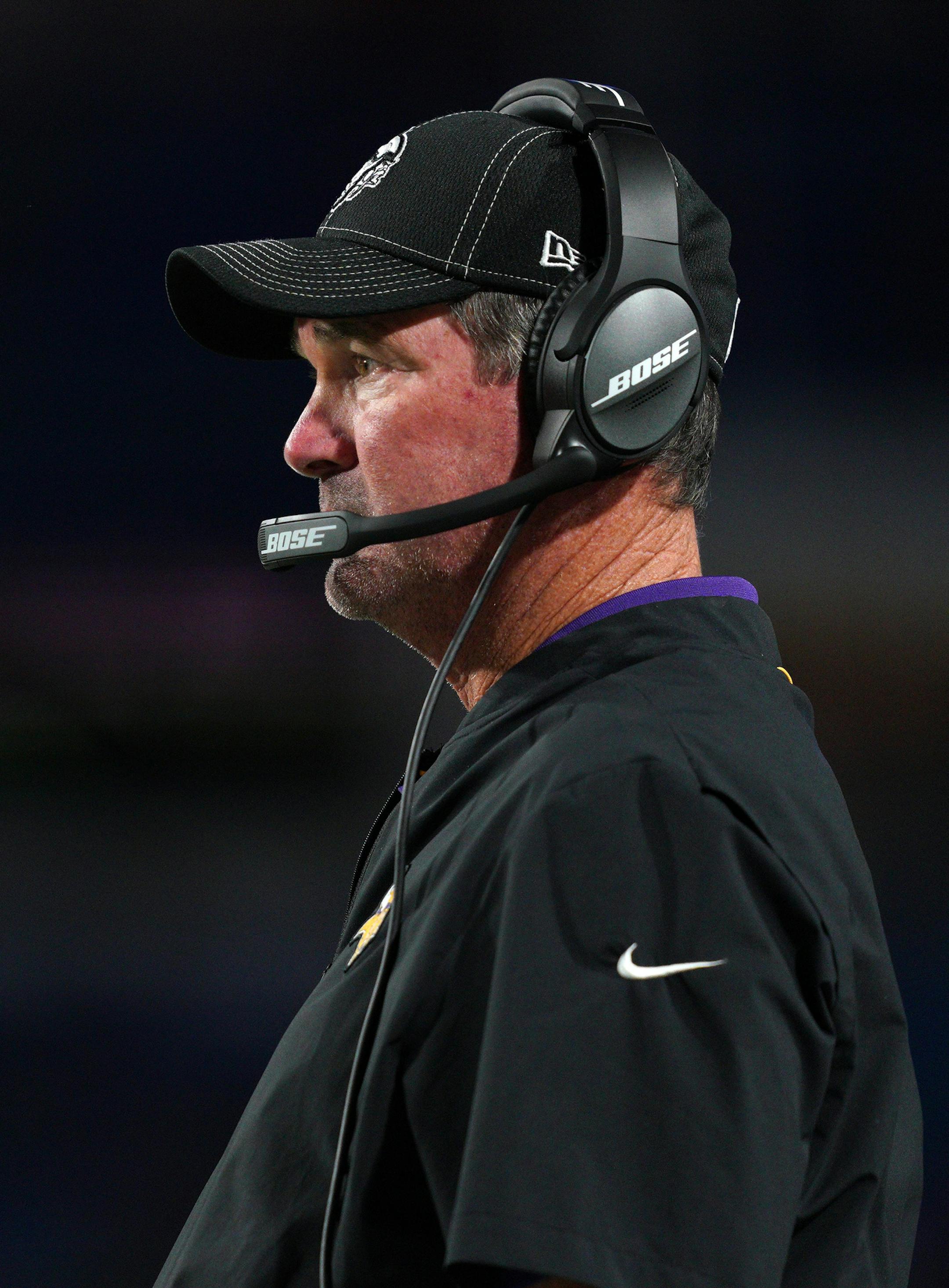 Minnesota Vikings head coach Mike Zimmer watched the final minute of play in the second half. ] ANTHONY SOUFFLE • anthony.souffle@startribune.com The Minnesota Vikings played the Buffalo Bills in their final Preseason game Thursday, Aug. 29, 2019 at New Era Field in Orchard Park, New York.